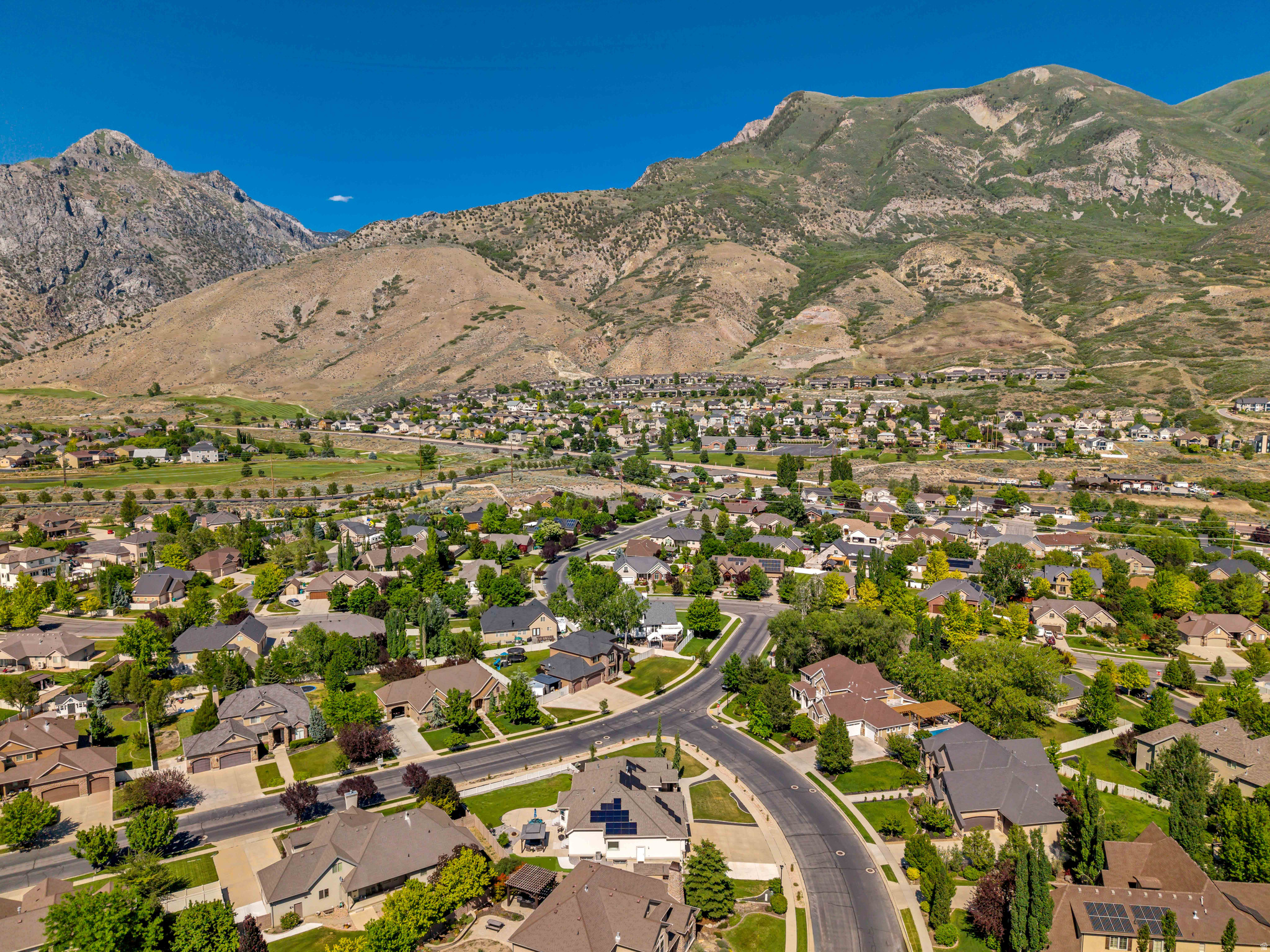 JUNIPER HEIGHTS - Residential