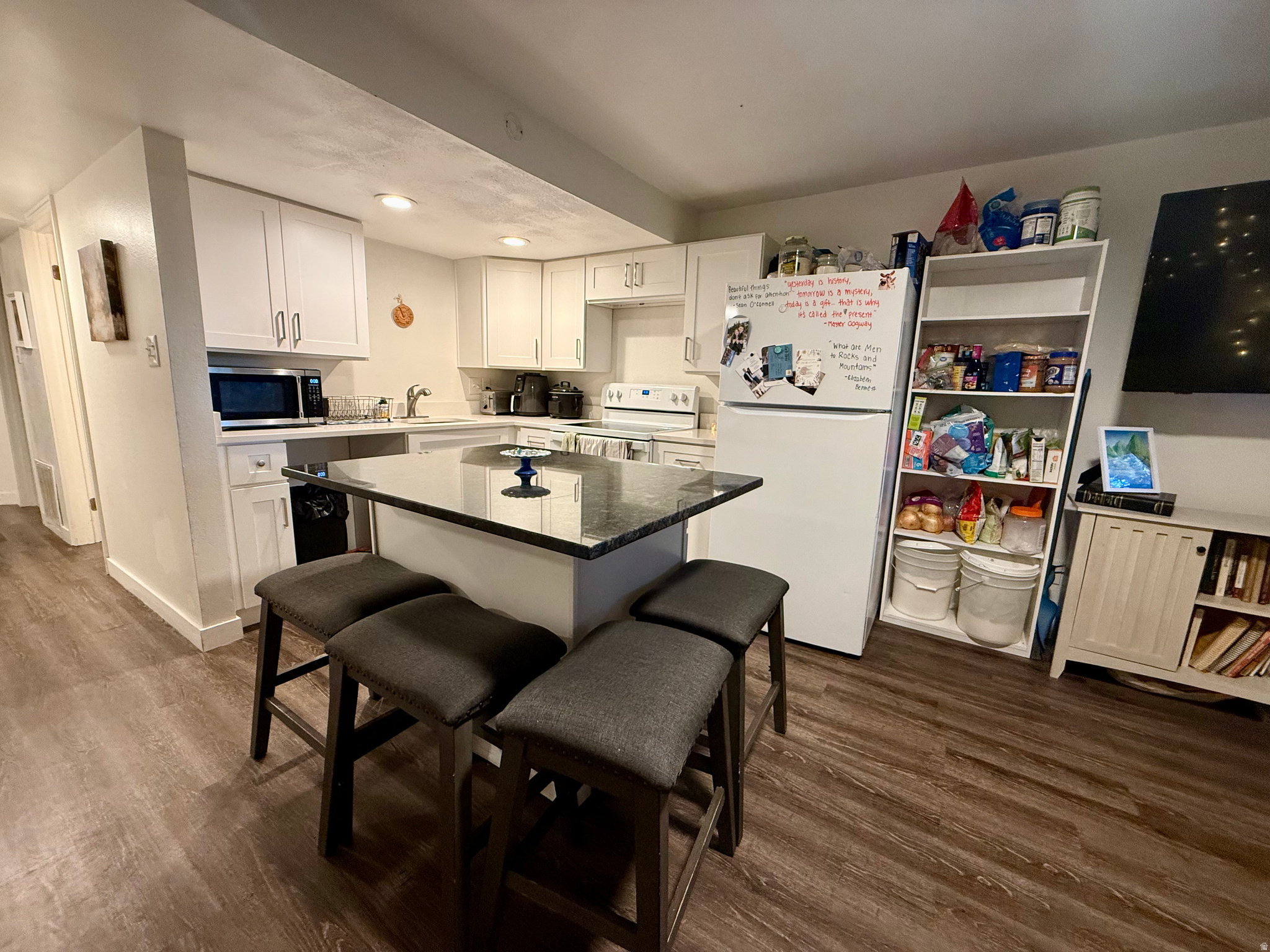 RIVERGROVE - Residential