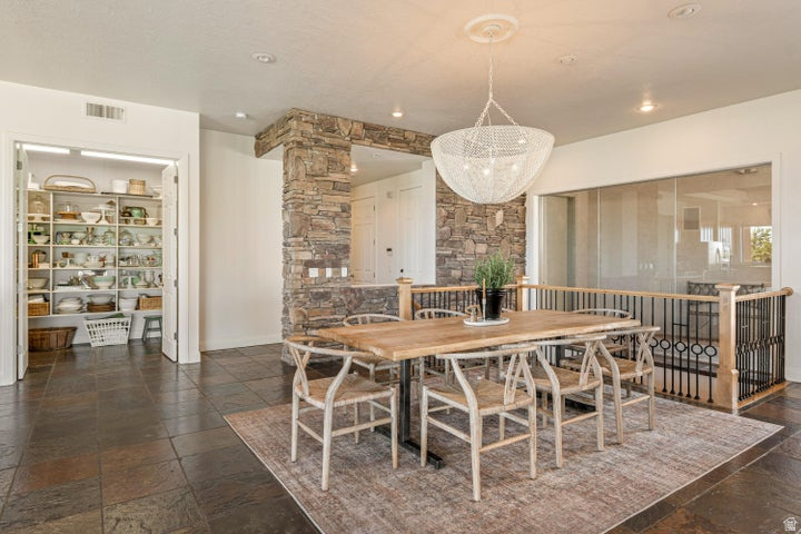 STONE CLIFF 1 - Residential