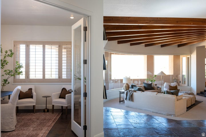 STONE CLIFF 1 - Residential