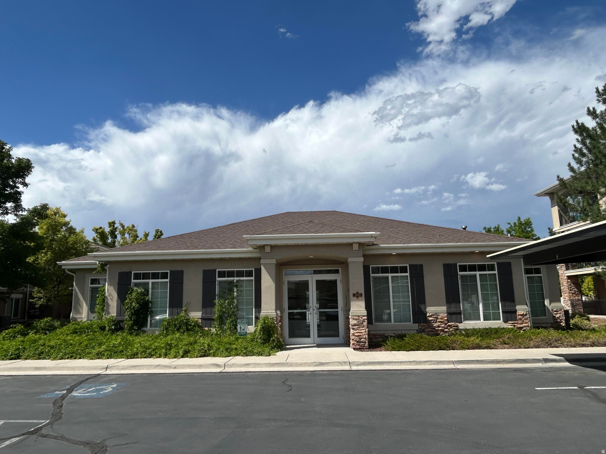 DRAPER PEAKS - Residential