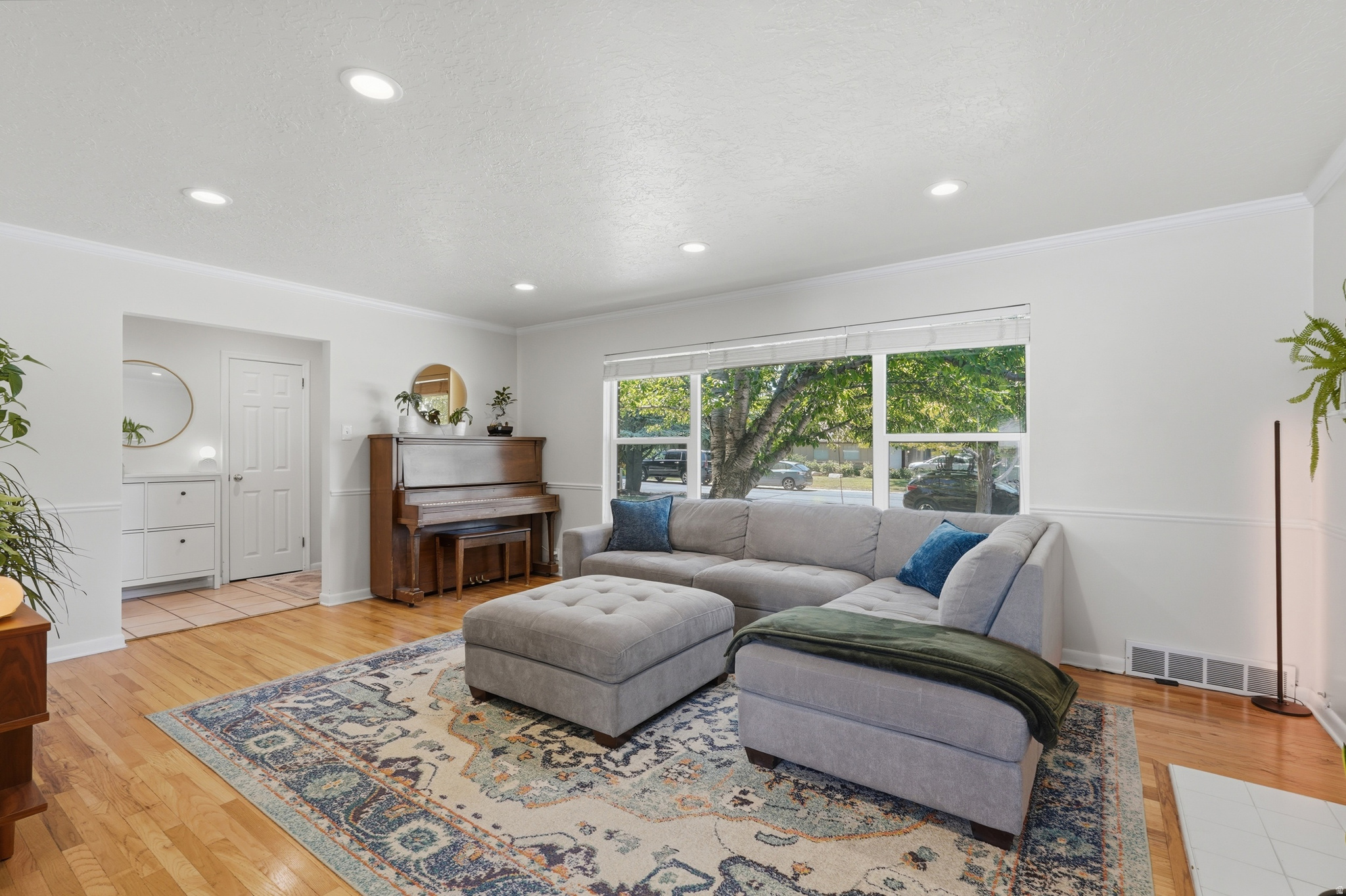 KELLER HEIGHTS - Residential