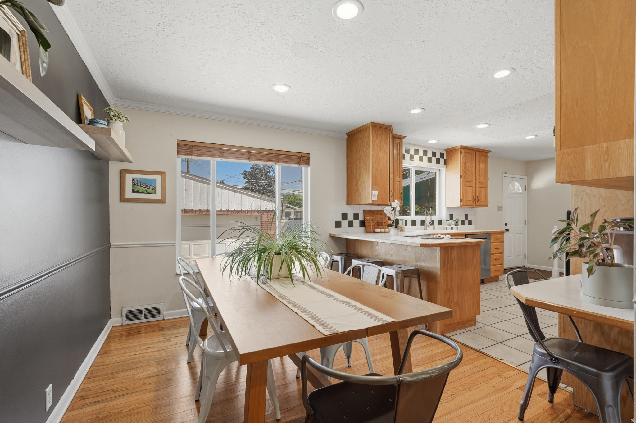 KELLER HEIGHTS - Residential