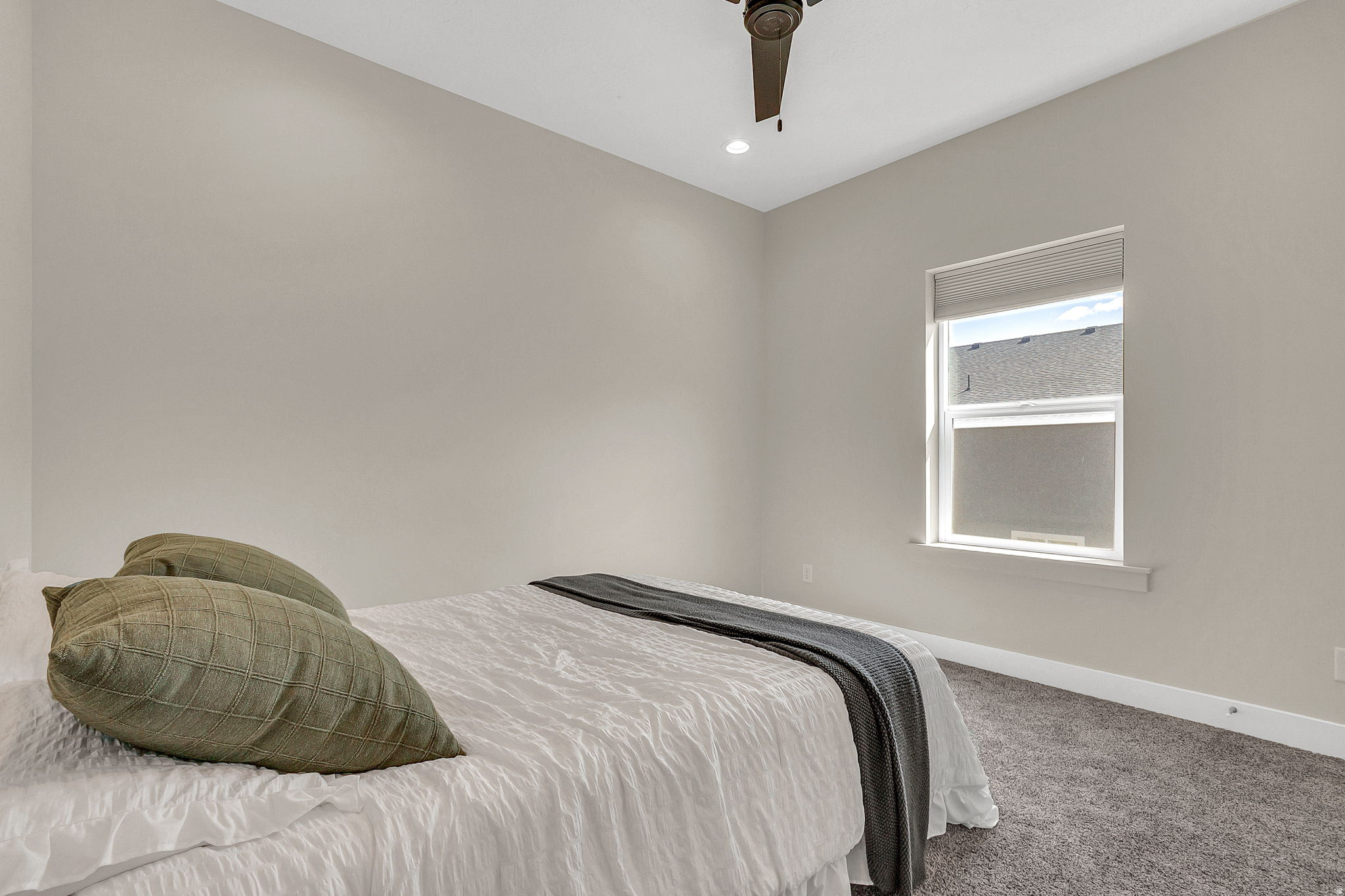 RIDGE - Residential