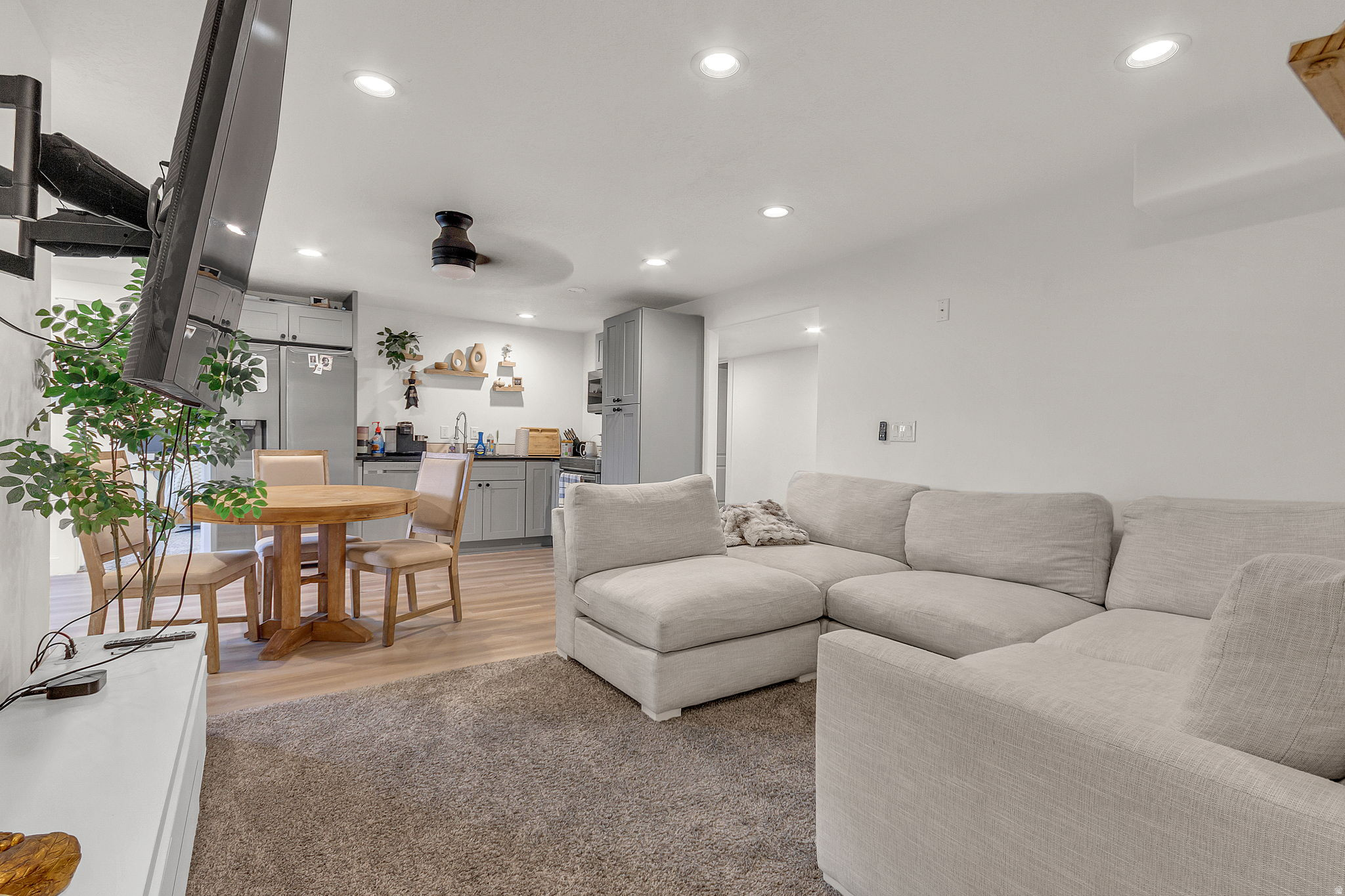 RIDGE - Residential