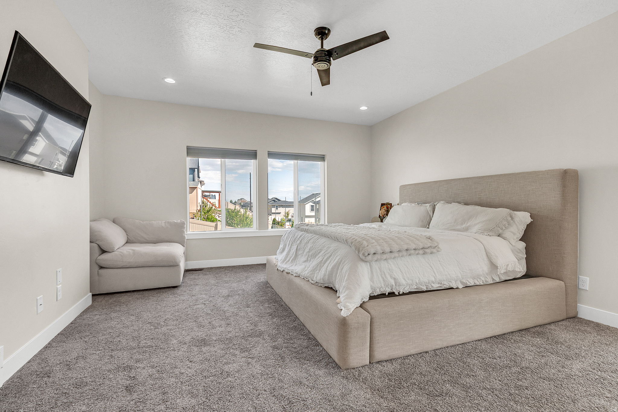 RIDGE - Residential