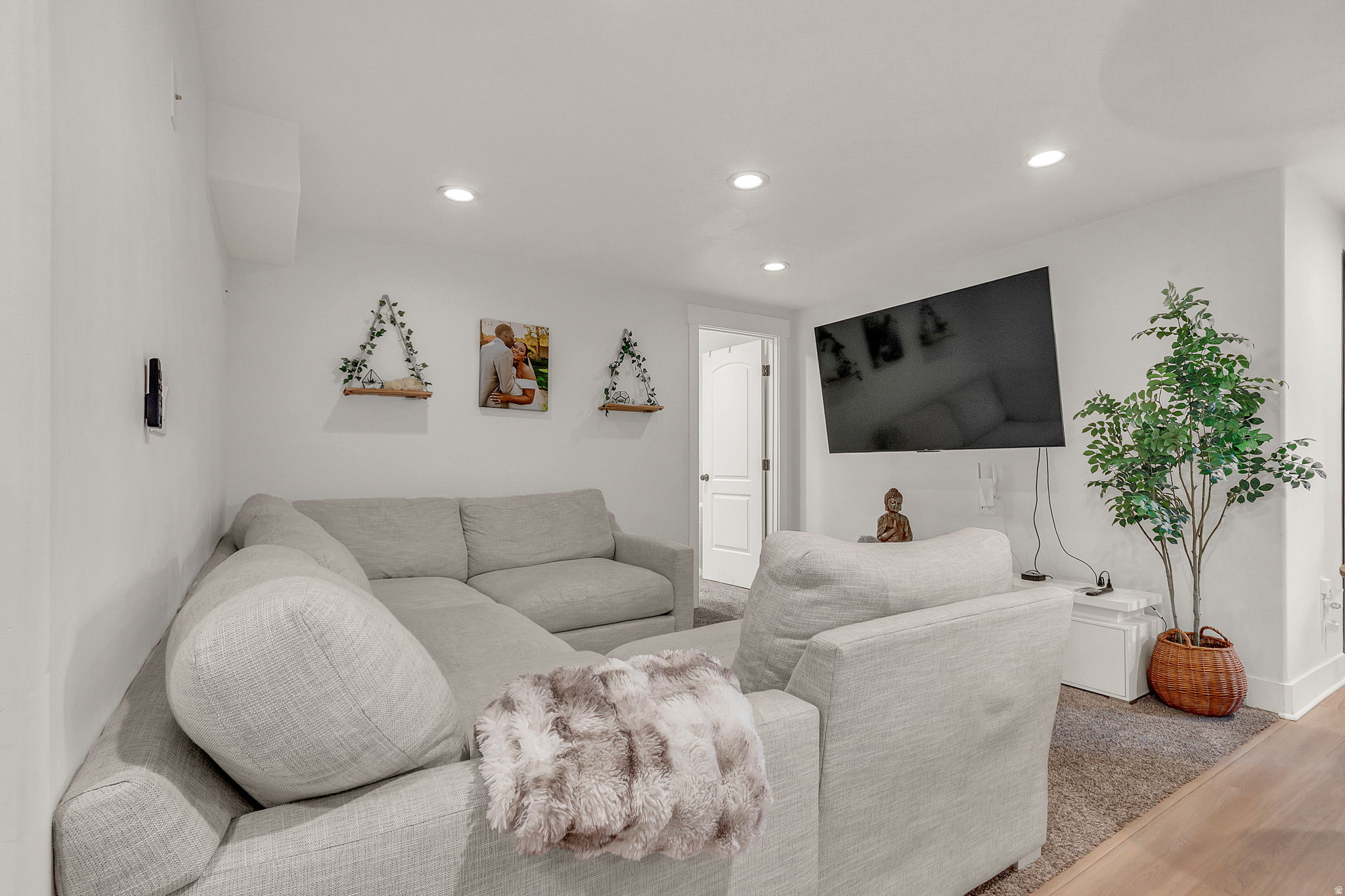 RIDGE - Residential