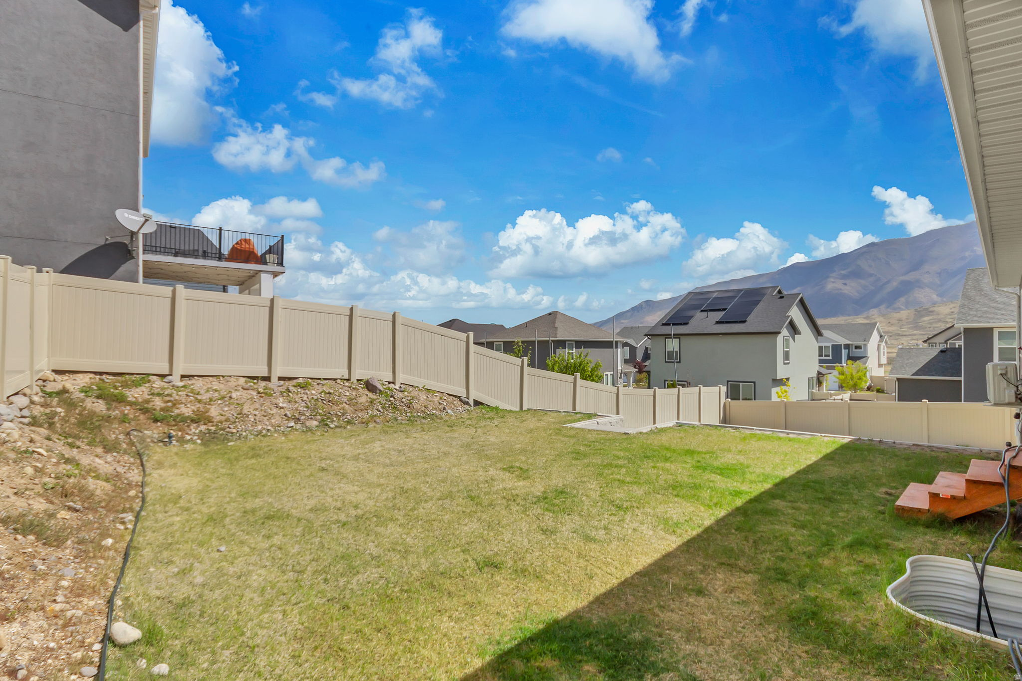 RIDGE - Residential