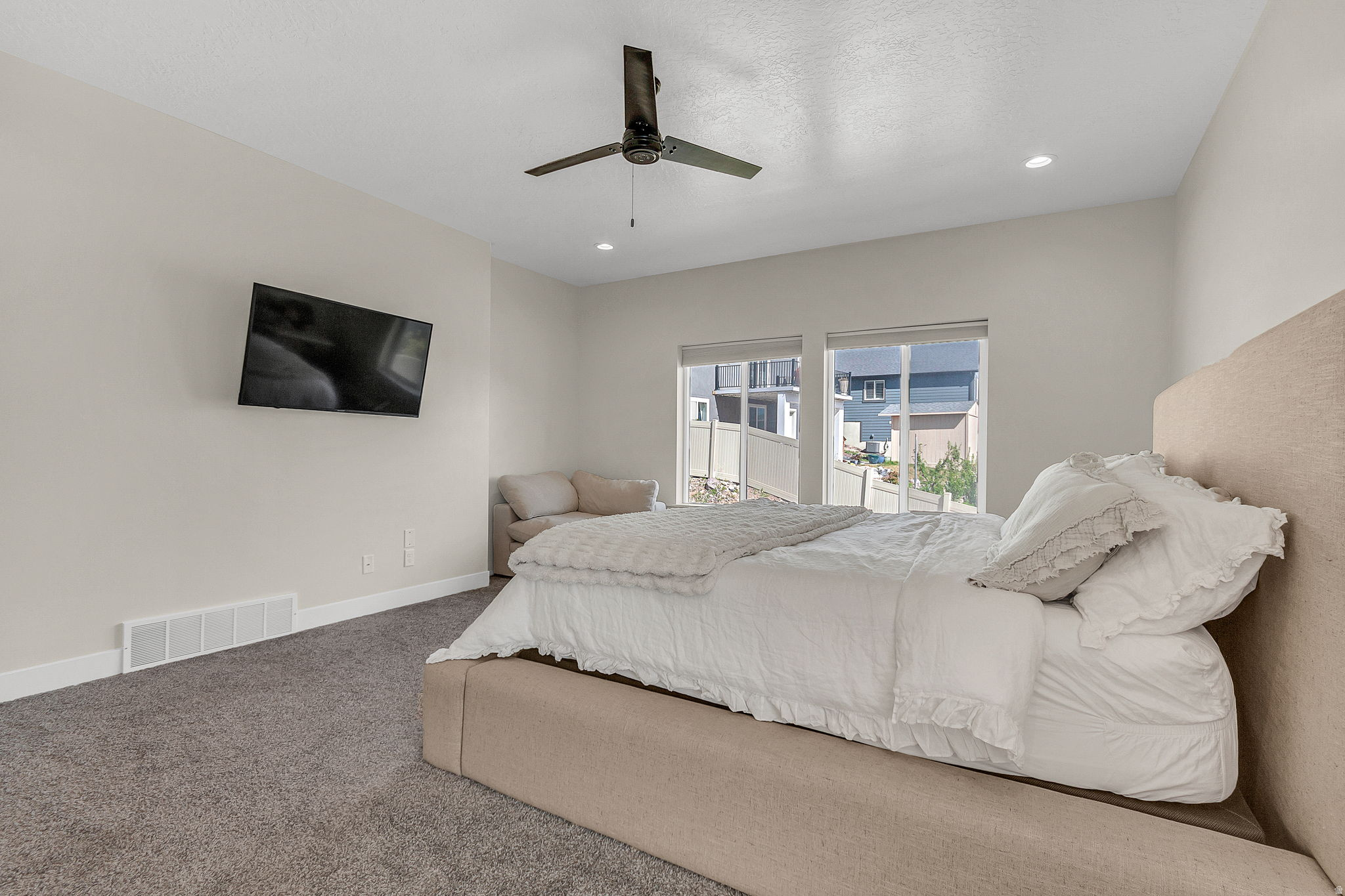RIDGE - Residential