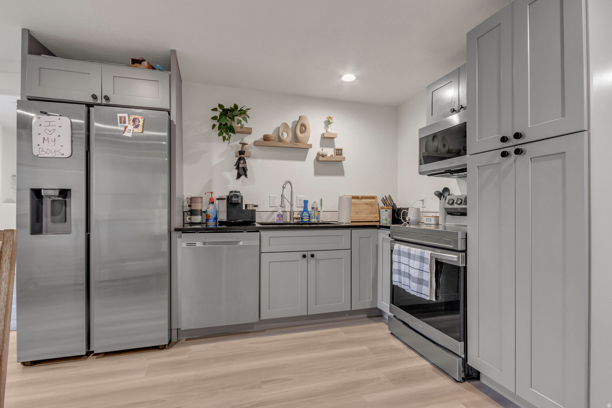 RIDGE - Residential
