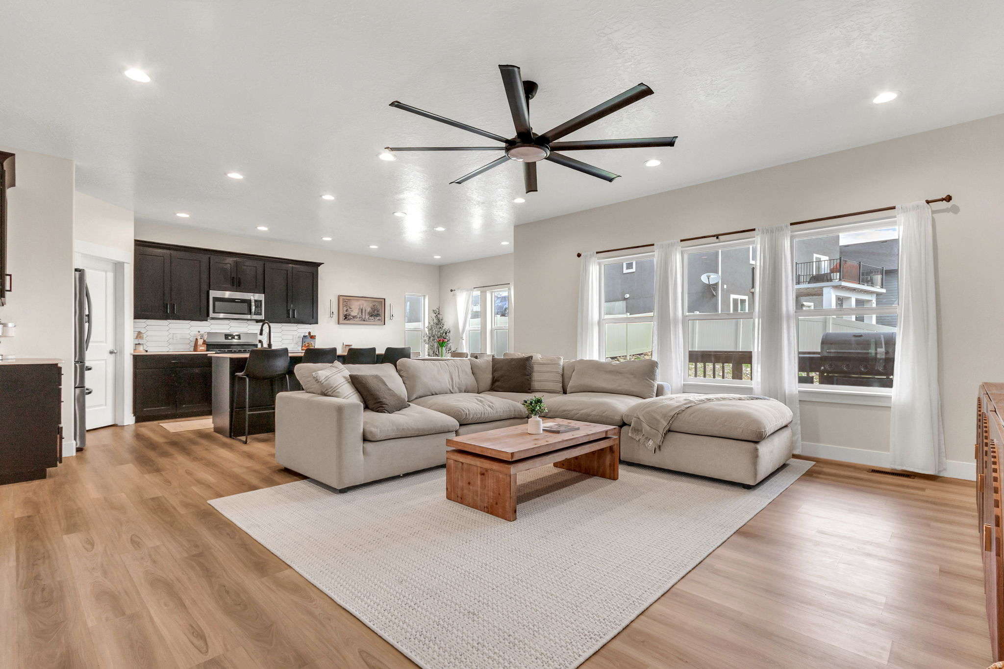 RIDGE - Residential
