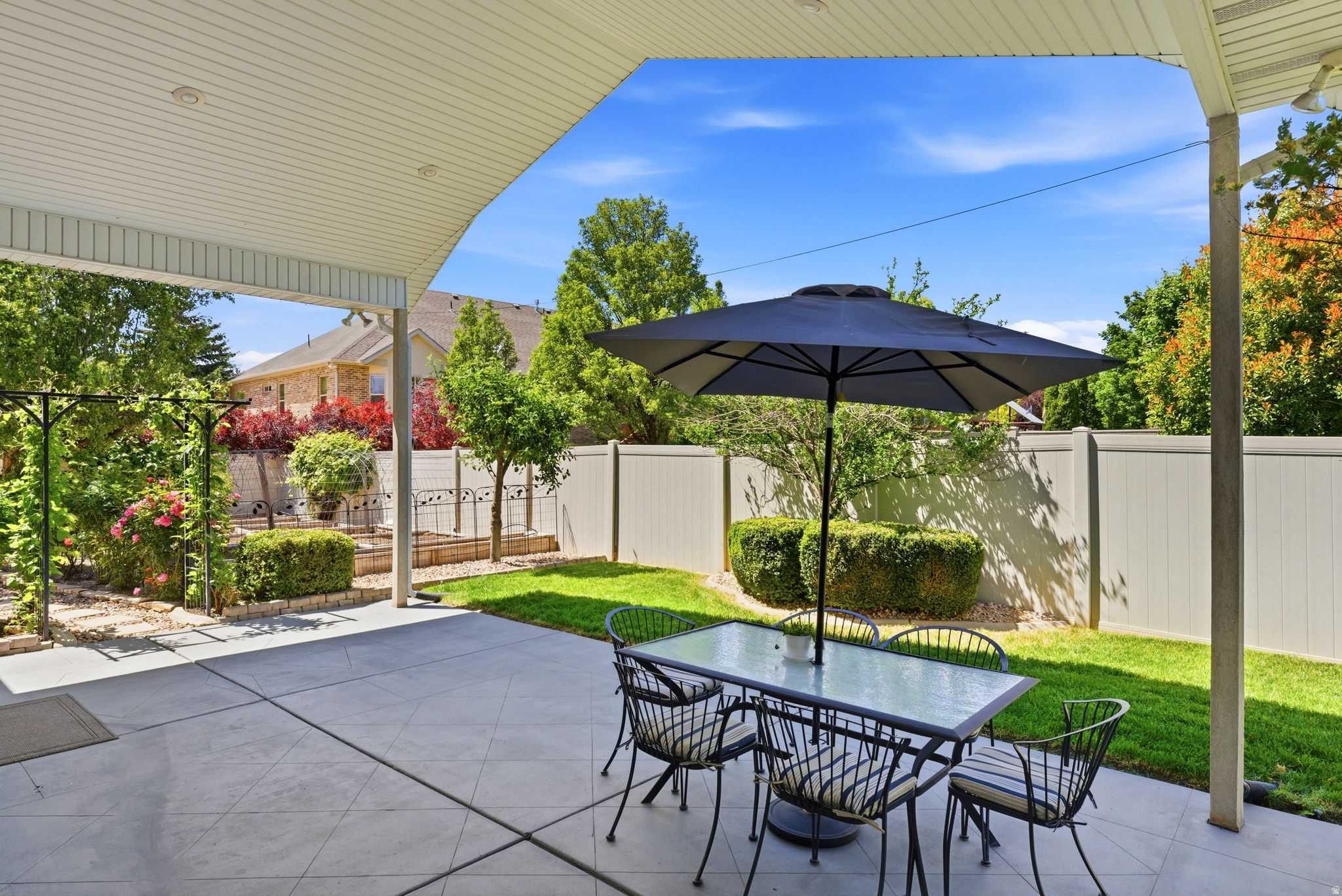 MERIDIAN POINT - Residential