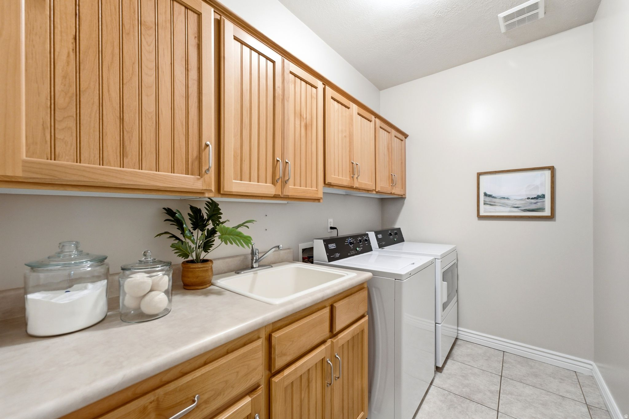 MERIDIAN POINT - Residential