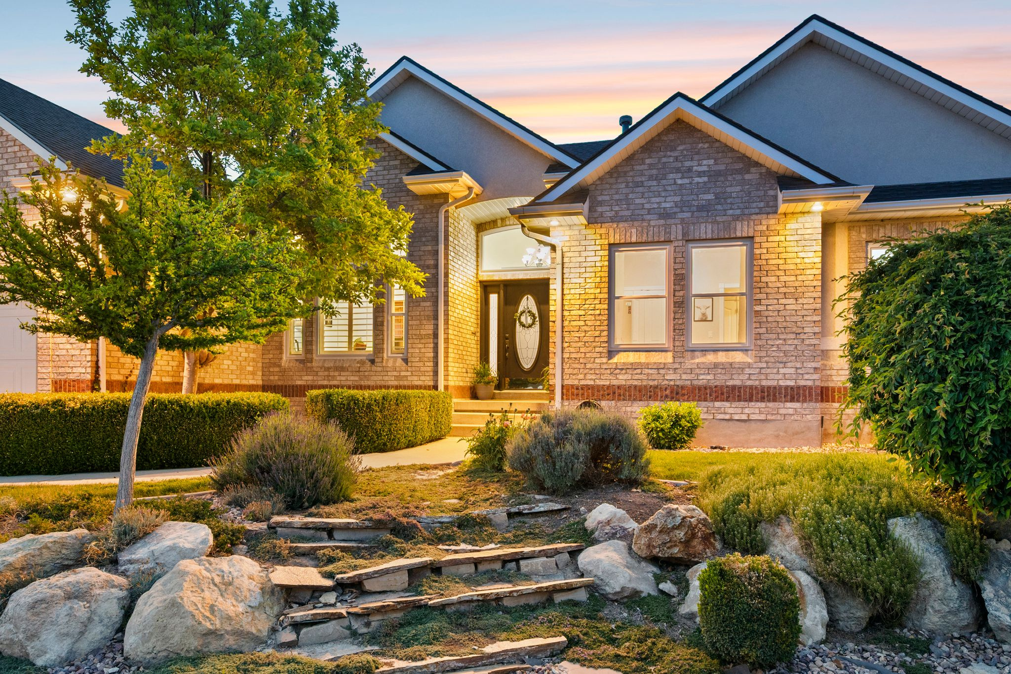 MERIDIAN POINT - Residential