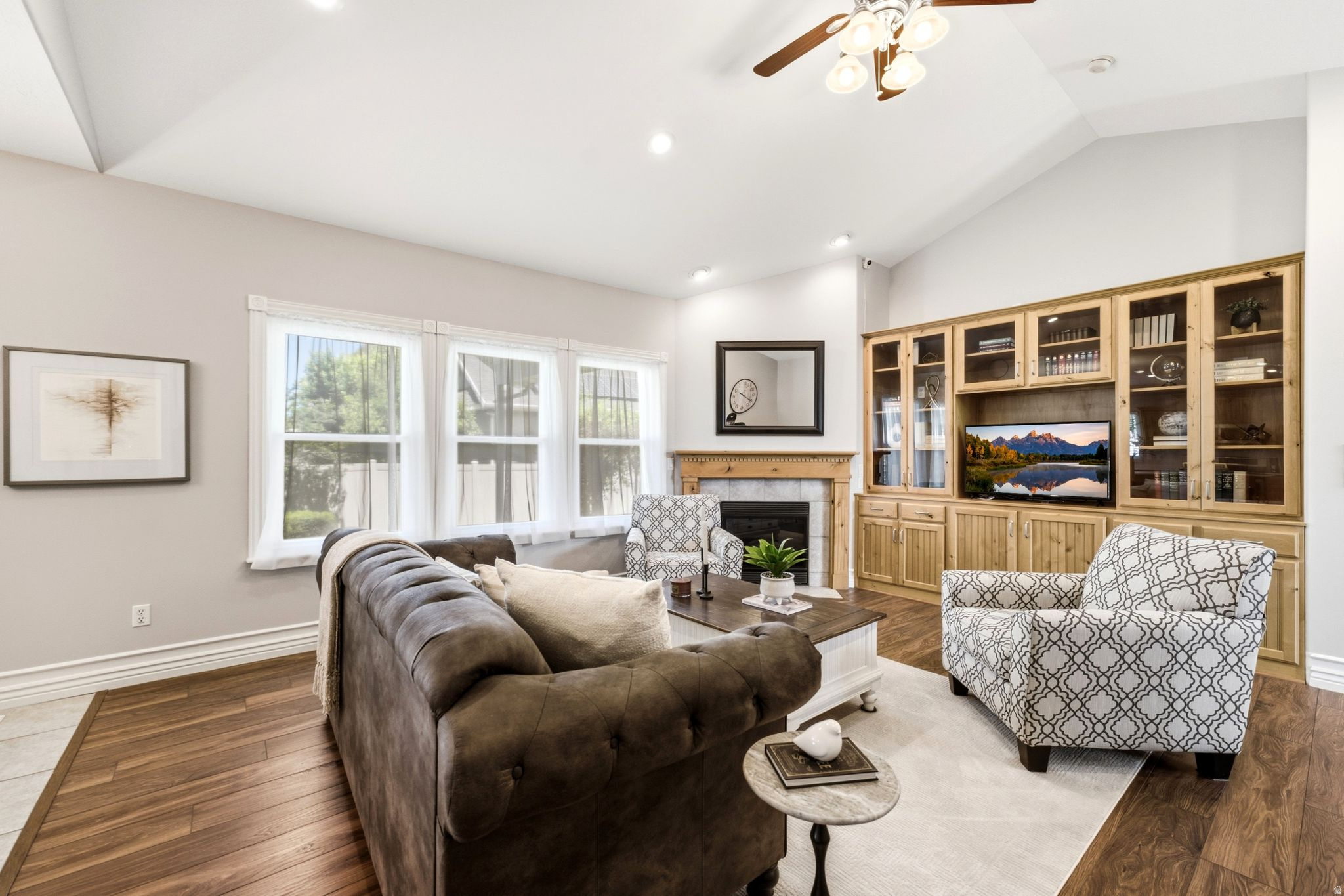 MERIDIAN POINT - Residential