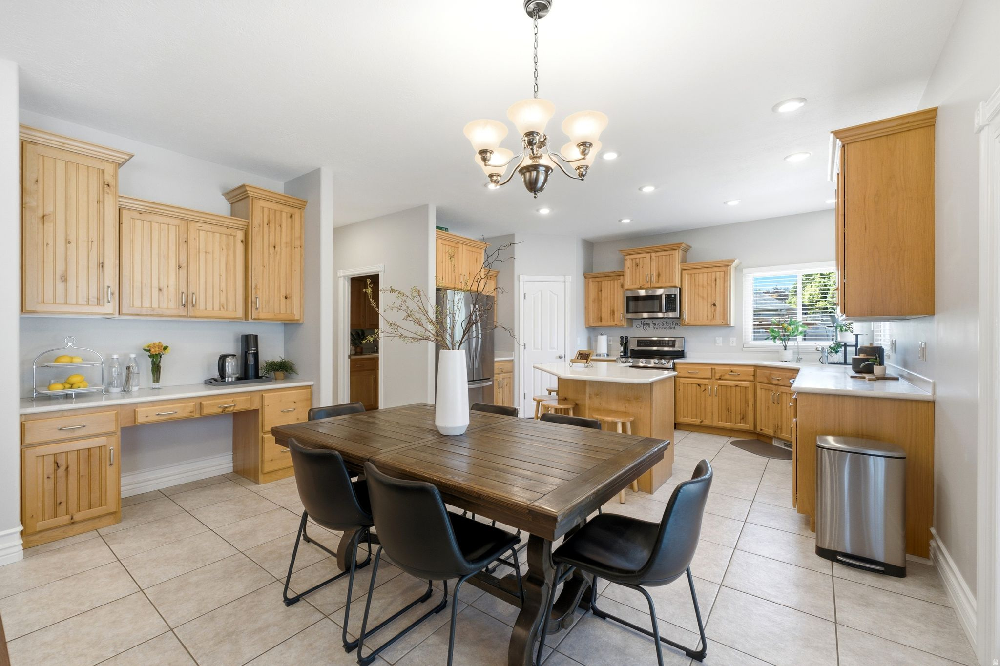 MERIDIAN POINT - Residential