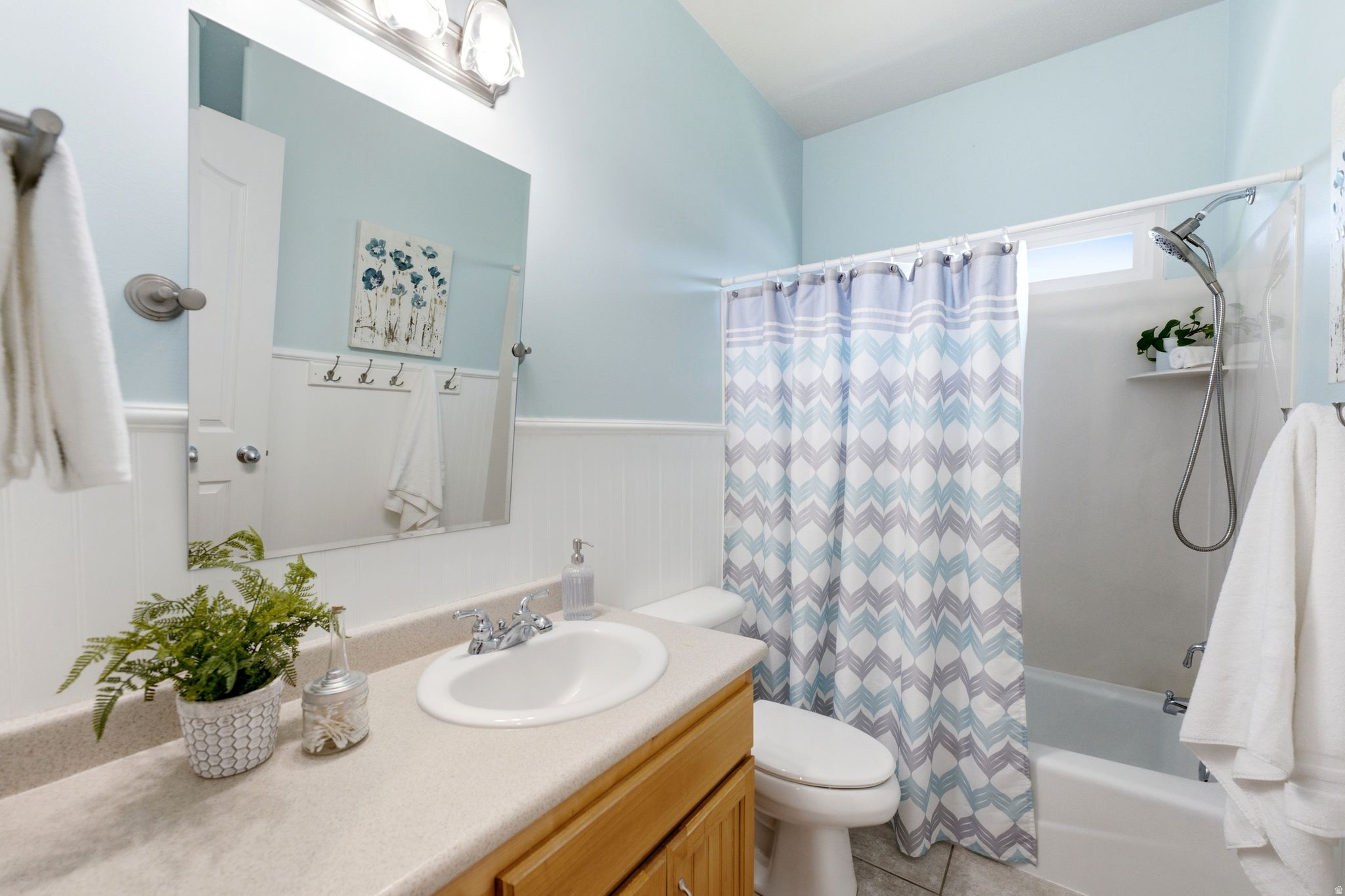 MERIDIAN POINT - Residential