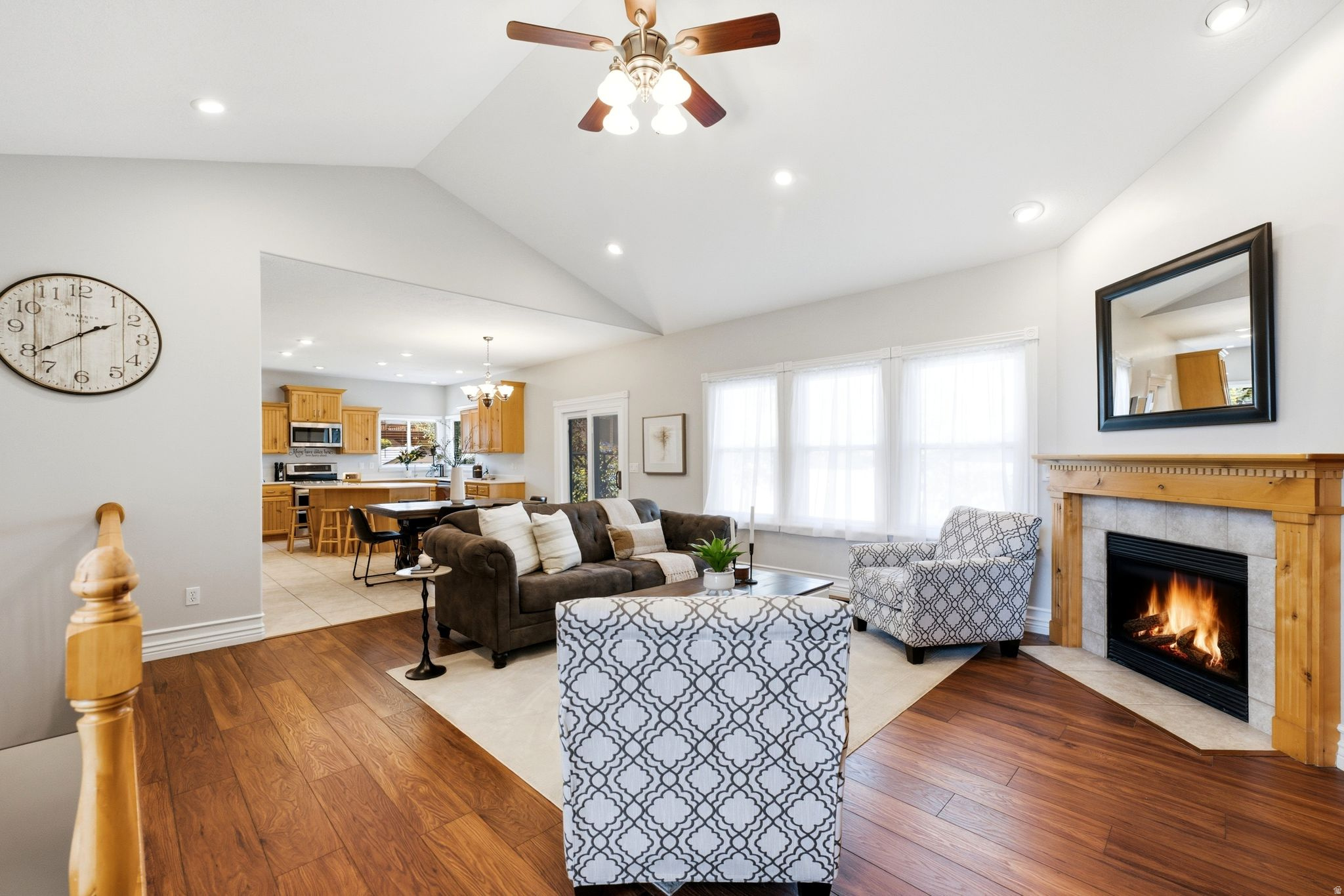 MERIDIAN POINT - Residential