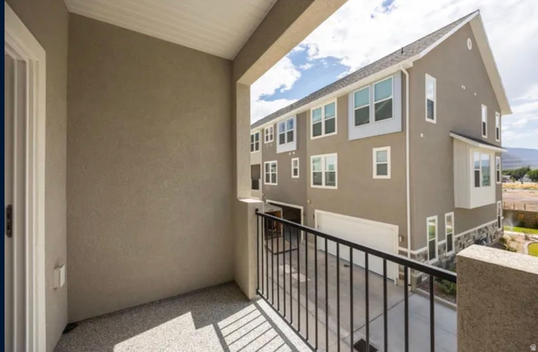 RIDGE - Residential
