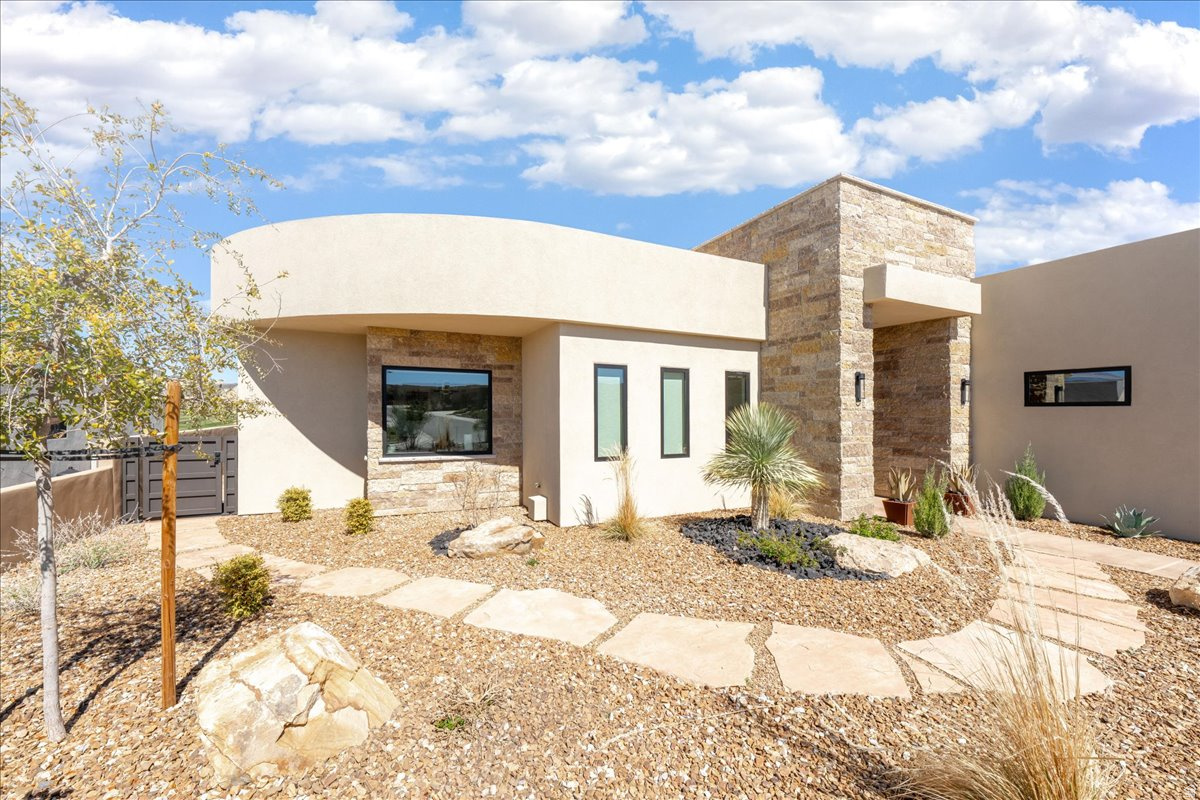 LEDGES OF ST GEORGE YELLOW KNOLLS 1 - Residential