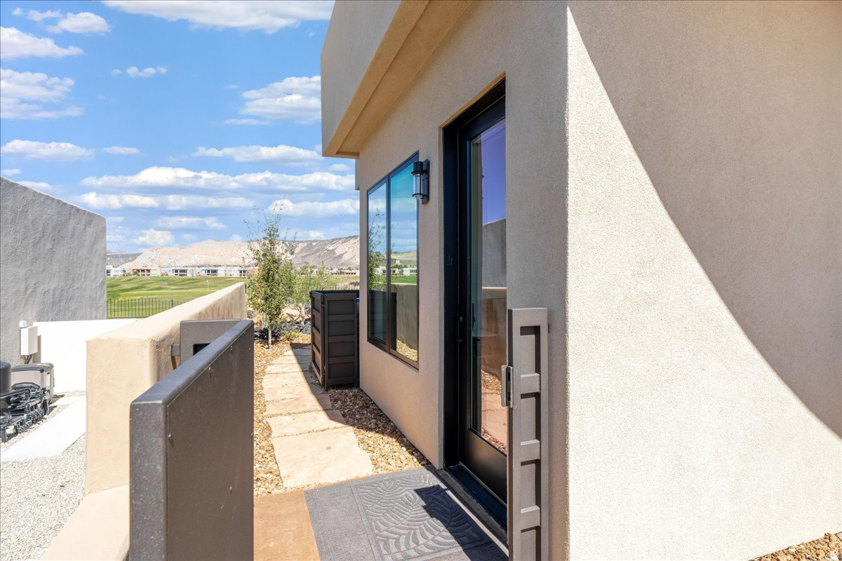 LEDGES OF ST GEORGE YELLOW KNOLLS 1 - Residential