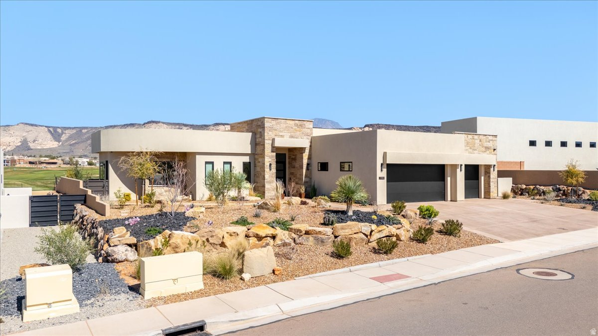 LEDGES OF ST GEORGE YELLOW KNOLLS 1 - Residential