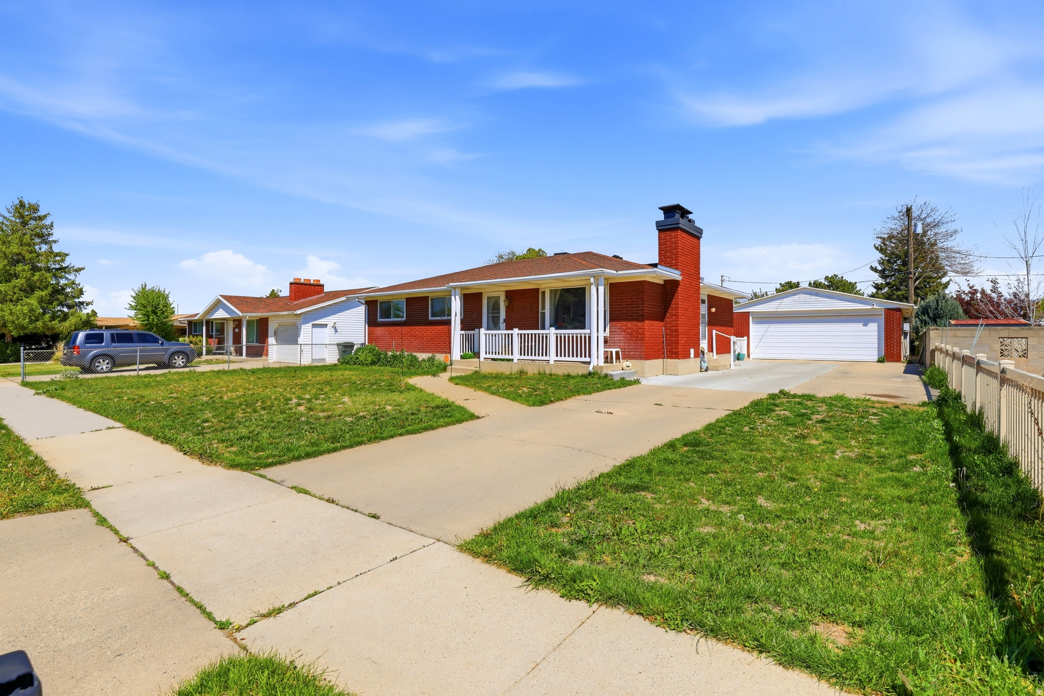 COLONY WEST - Residential