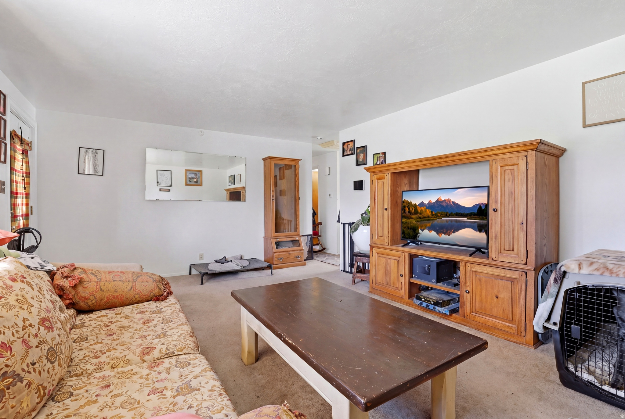 COLONY WEST - Residential