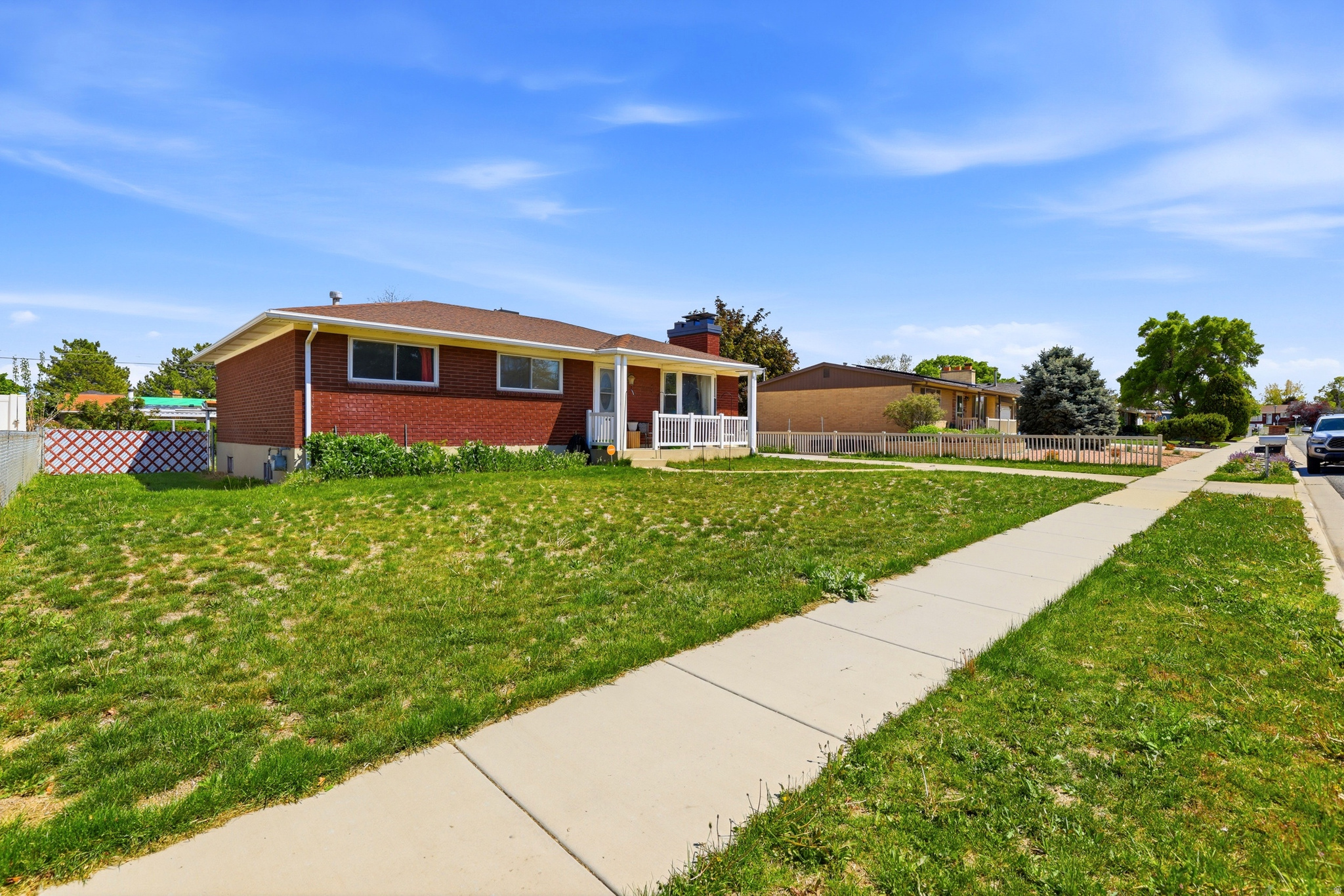 COLONY WEST - Residential