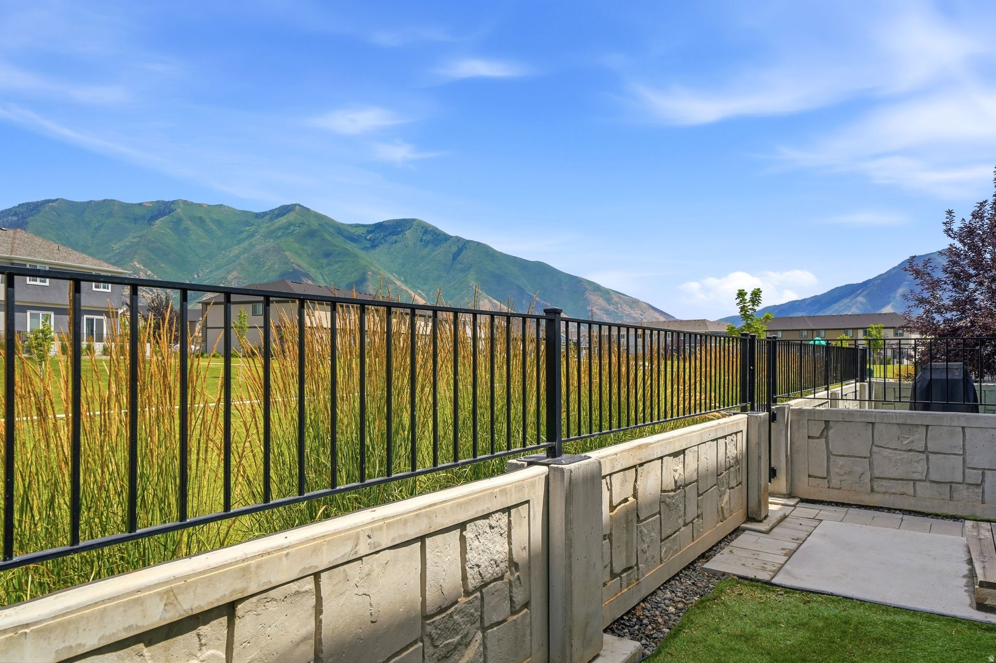 LEGACY TOWNHOMES - Residential