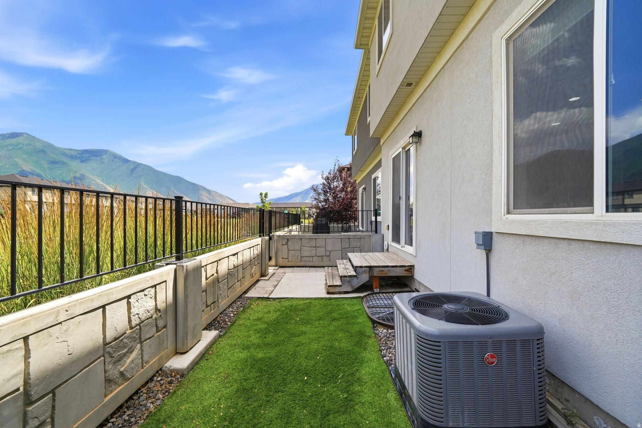 LEGACY TOWNHOMES - Residential