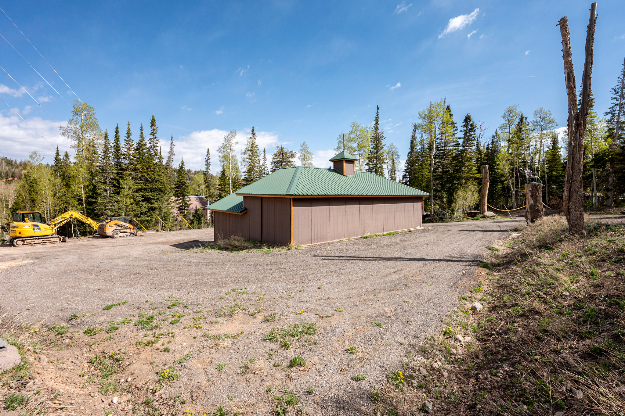 MOUNTAIR EVERGREEN ESTATES - Land