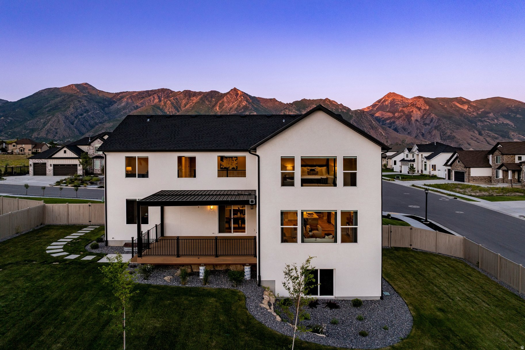 BEACON HILL - Residential