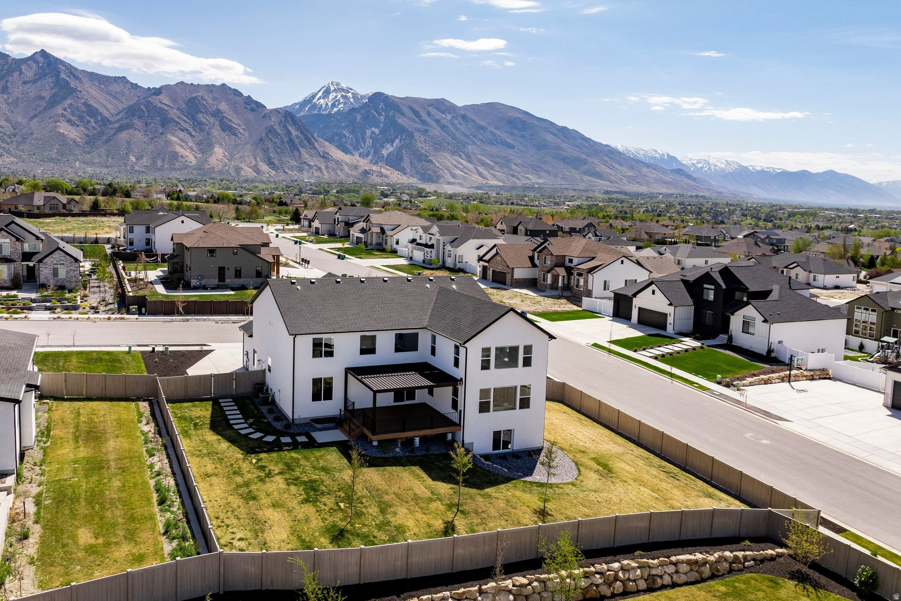 BEACON HILL - Residential