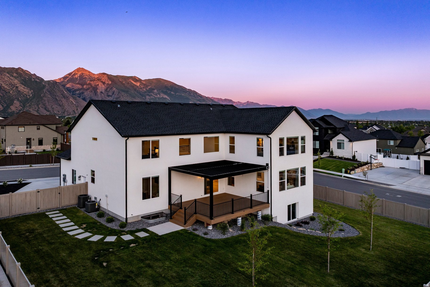 BEACON HILL - Residential