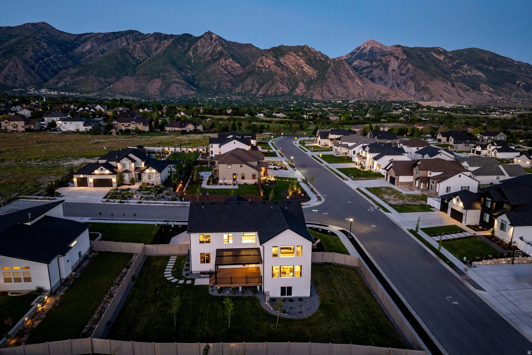 BEACON HILL - Residential
