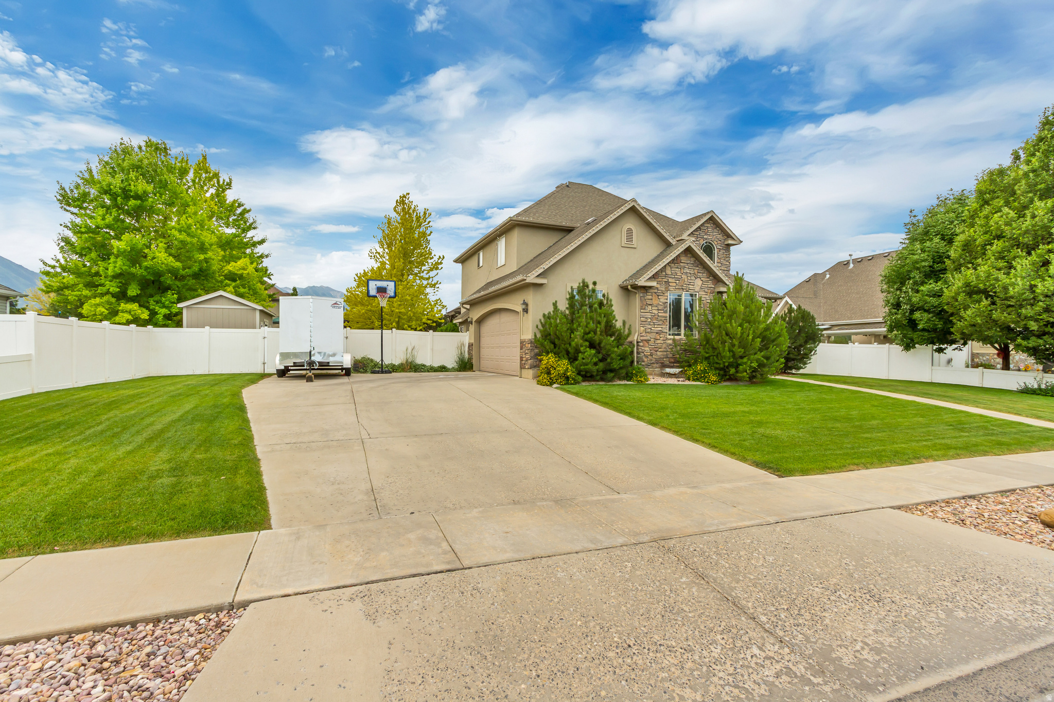 SUNNY RIDGE - Residential