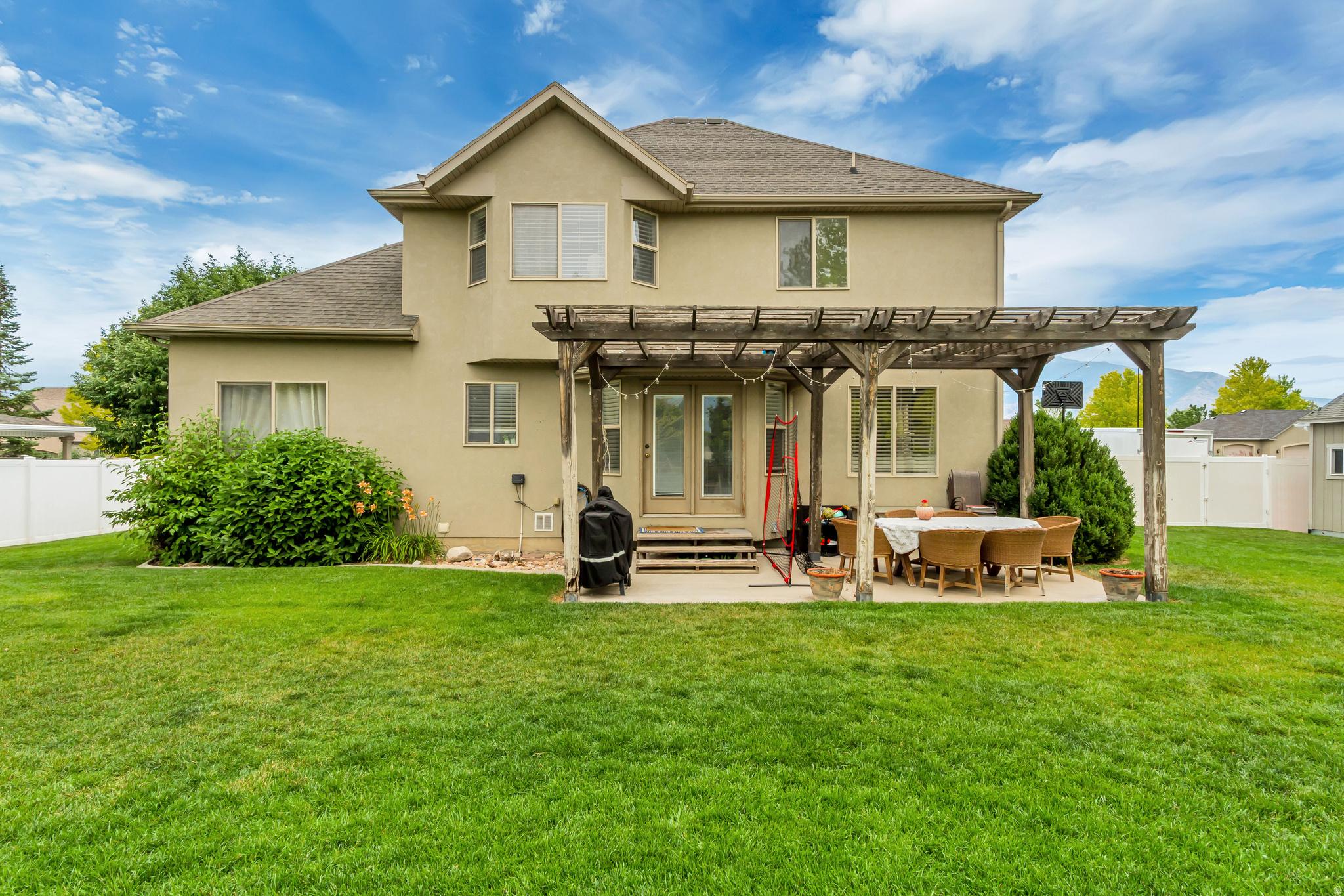 SUNNY RIDGE - Residential