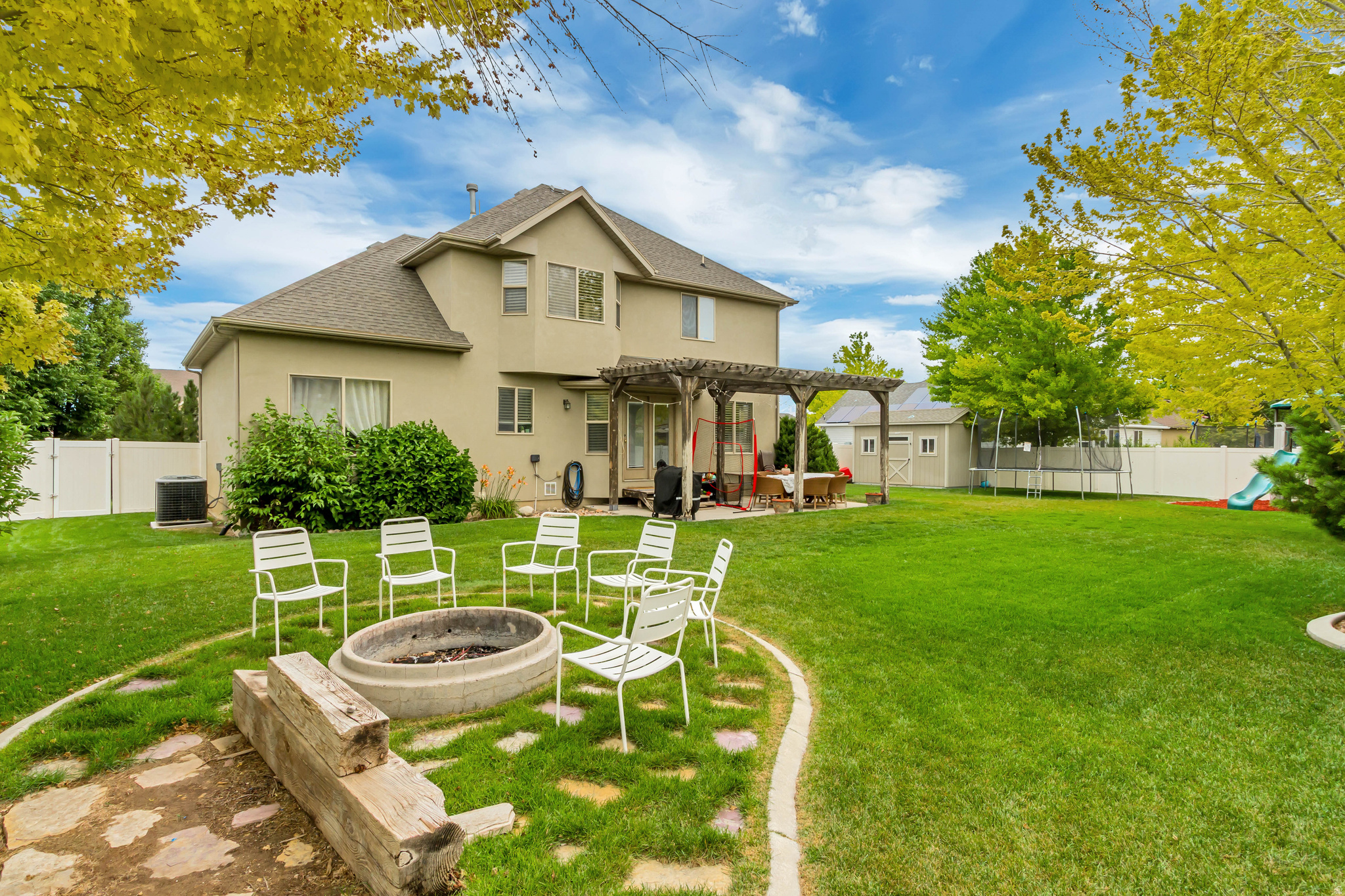 SUNNY RIDGE - Residential