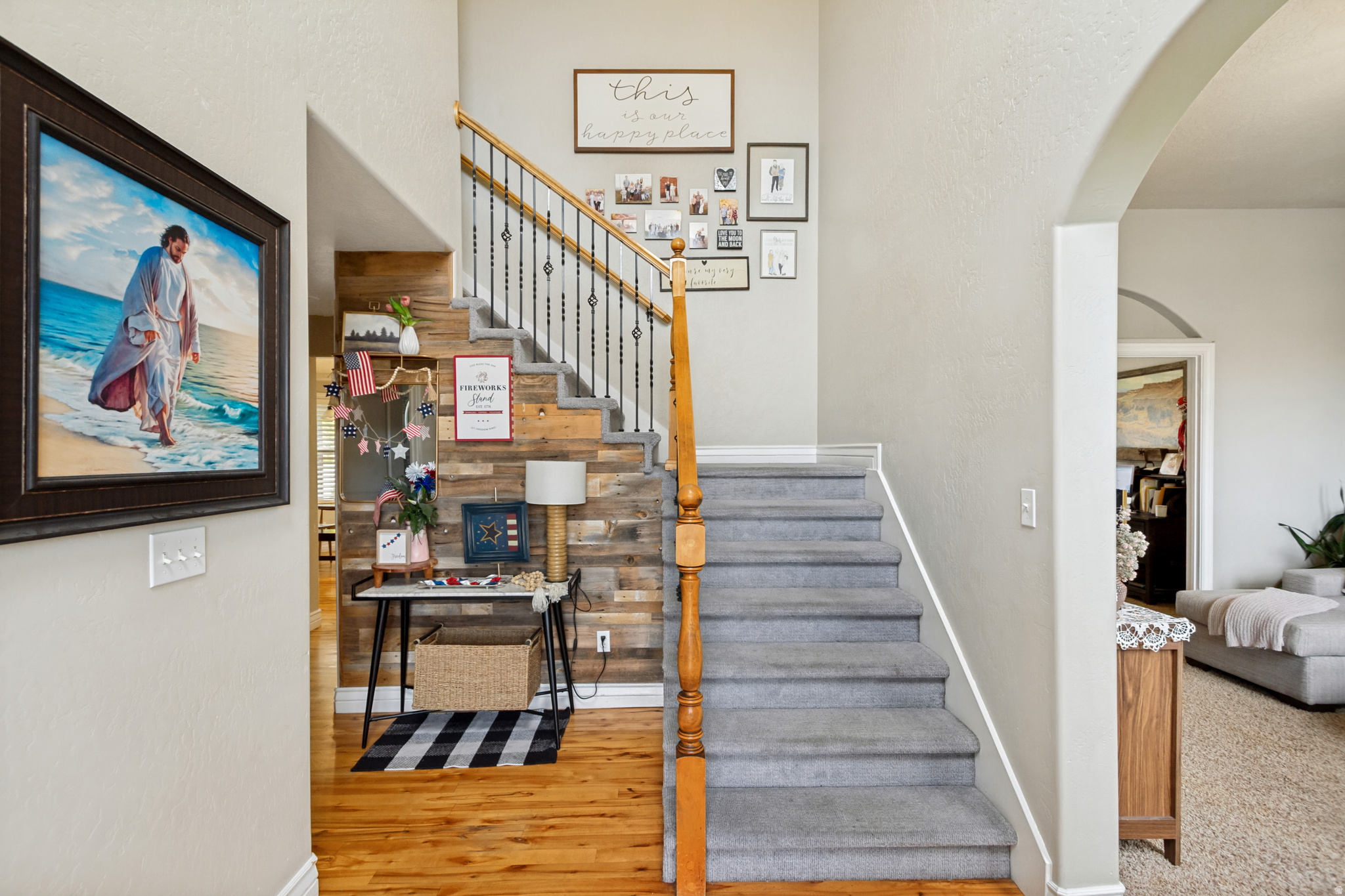 SUNNY RIDGE - Residential