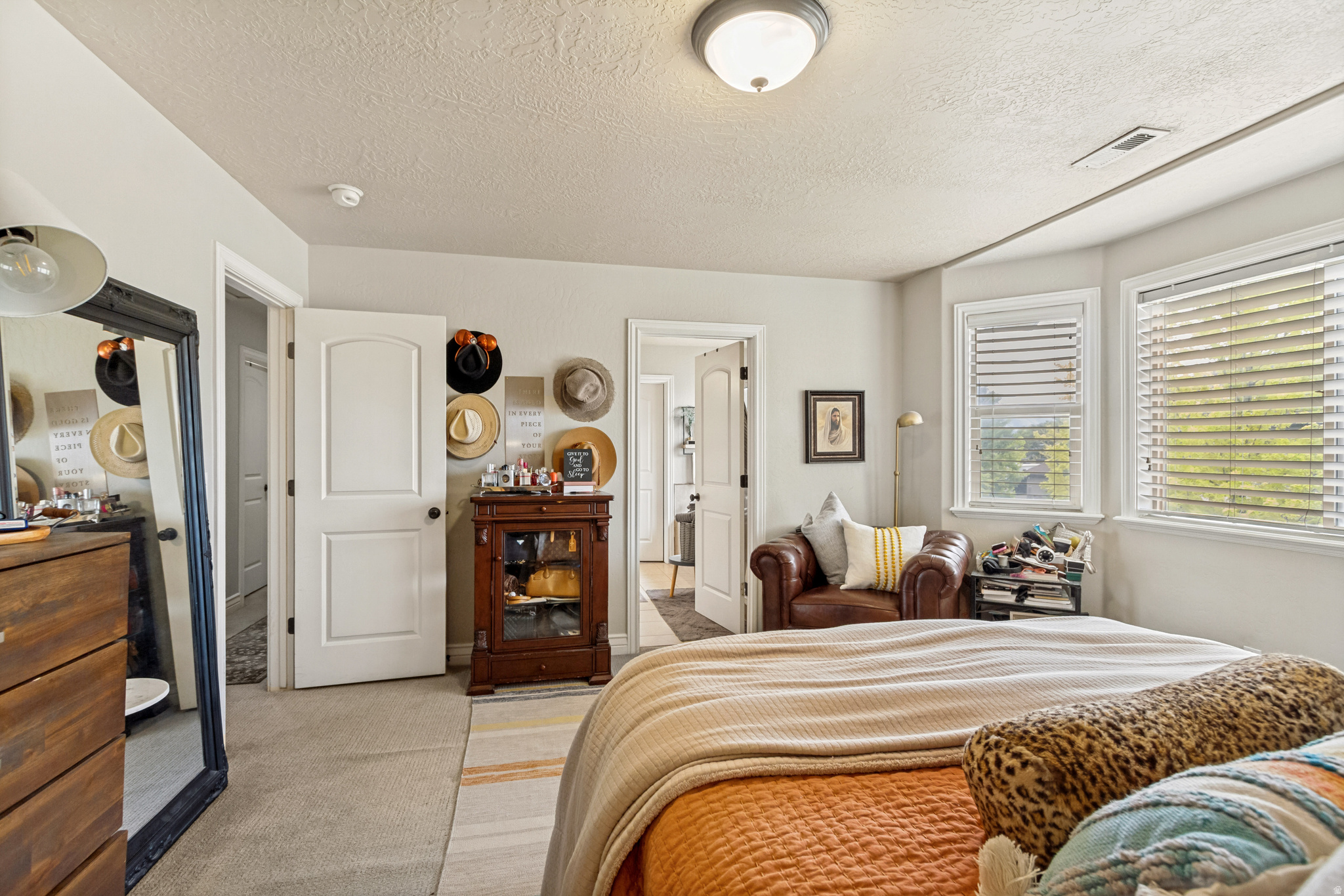 SUNNY RIDGE - Residential