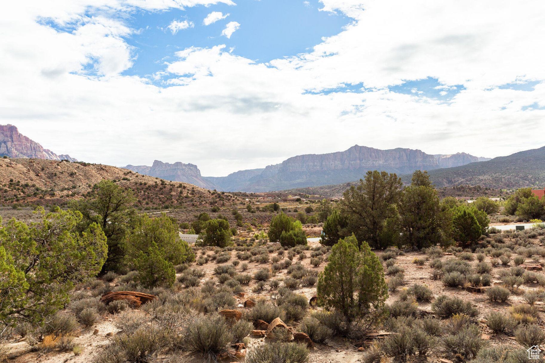 ANASAZI PLATEAU - Land