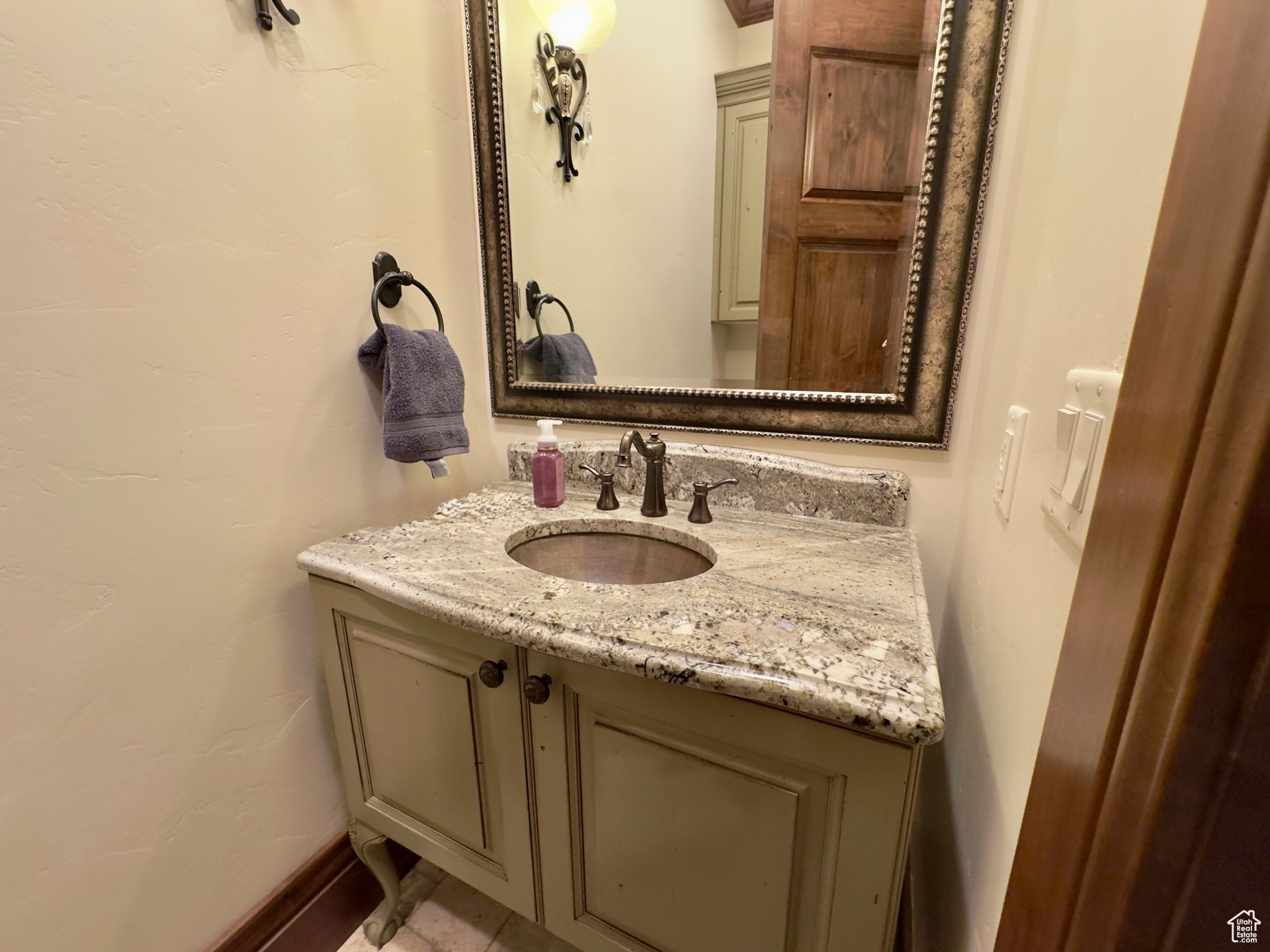 CHUGG FARR WEST FARMS - Residential