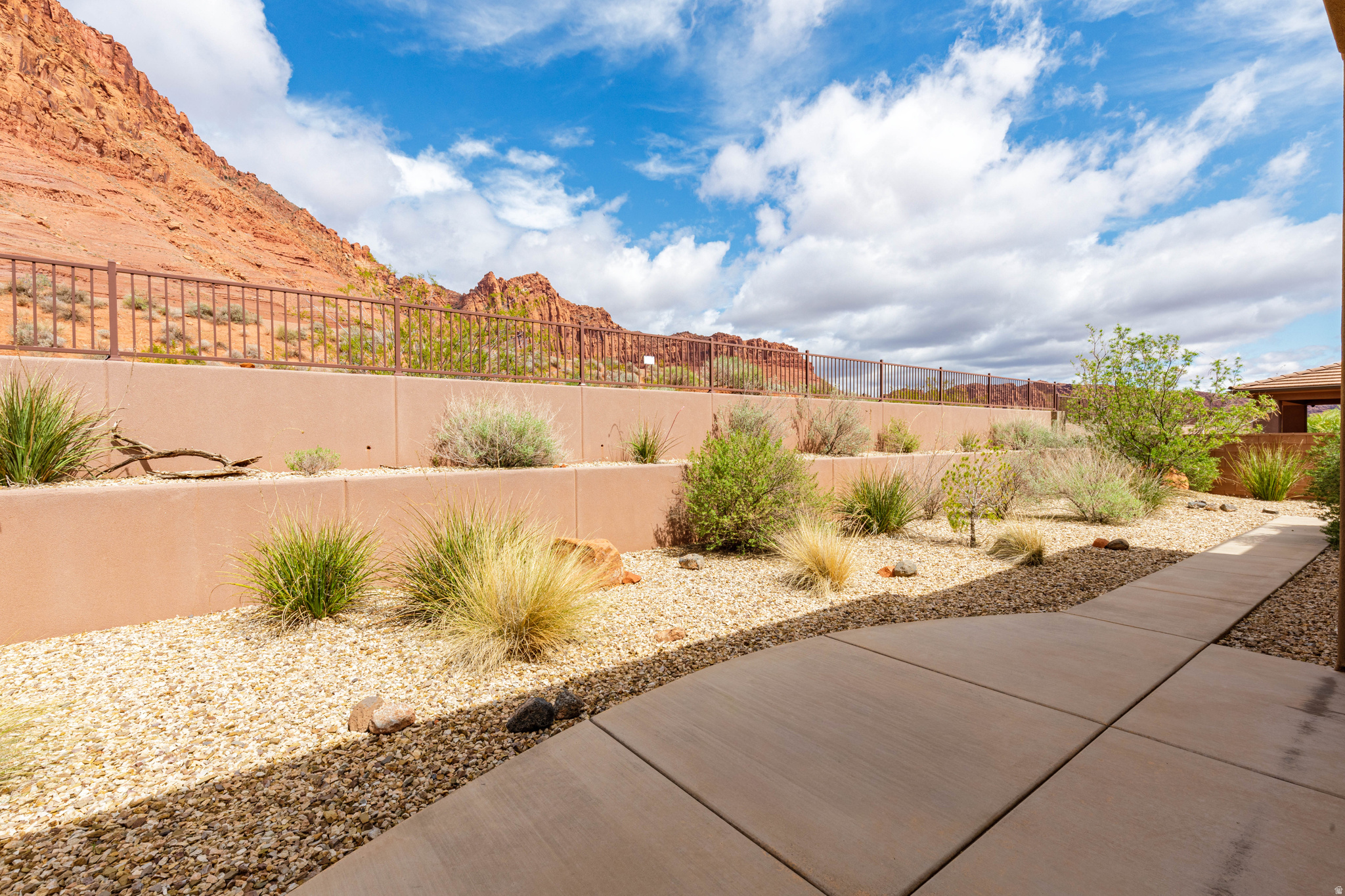 RED MOUNTAIN ESTATES - Residential