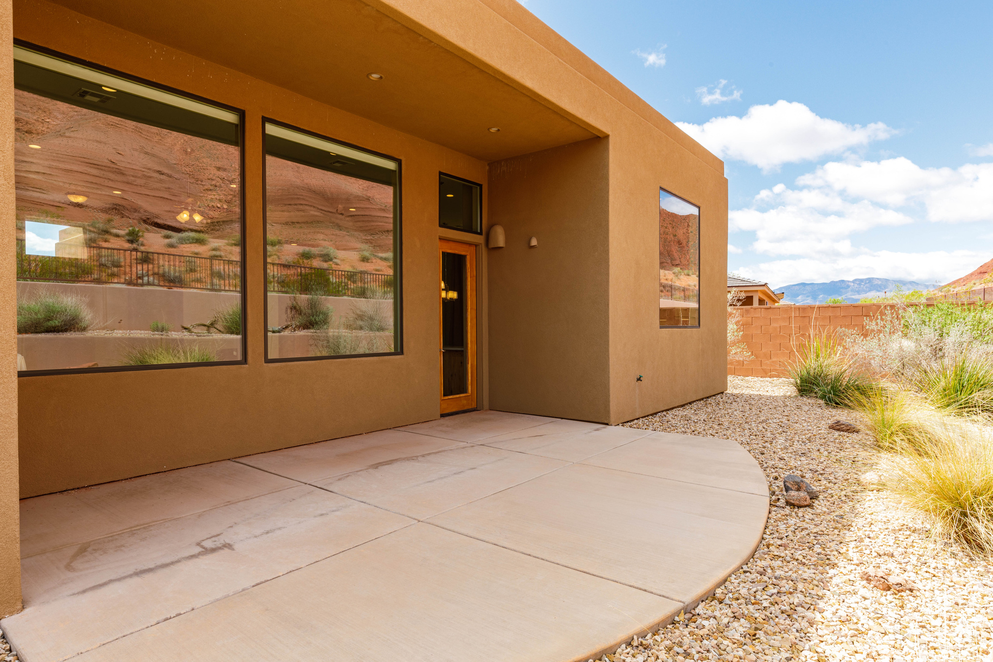 RED MOUNTAIN ESTATES - Residential