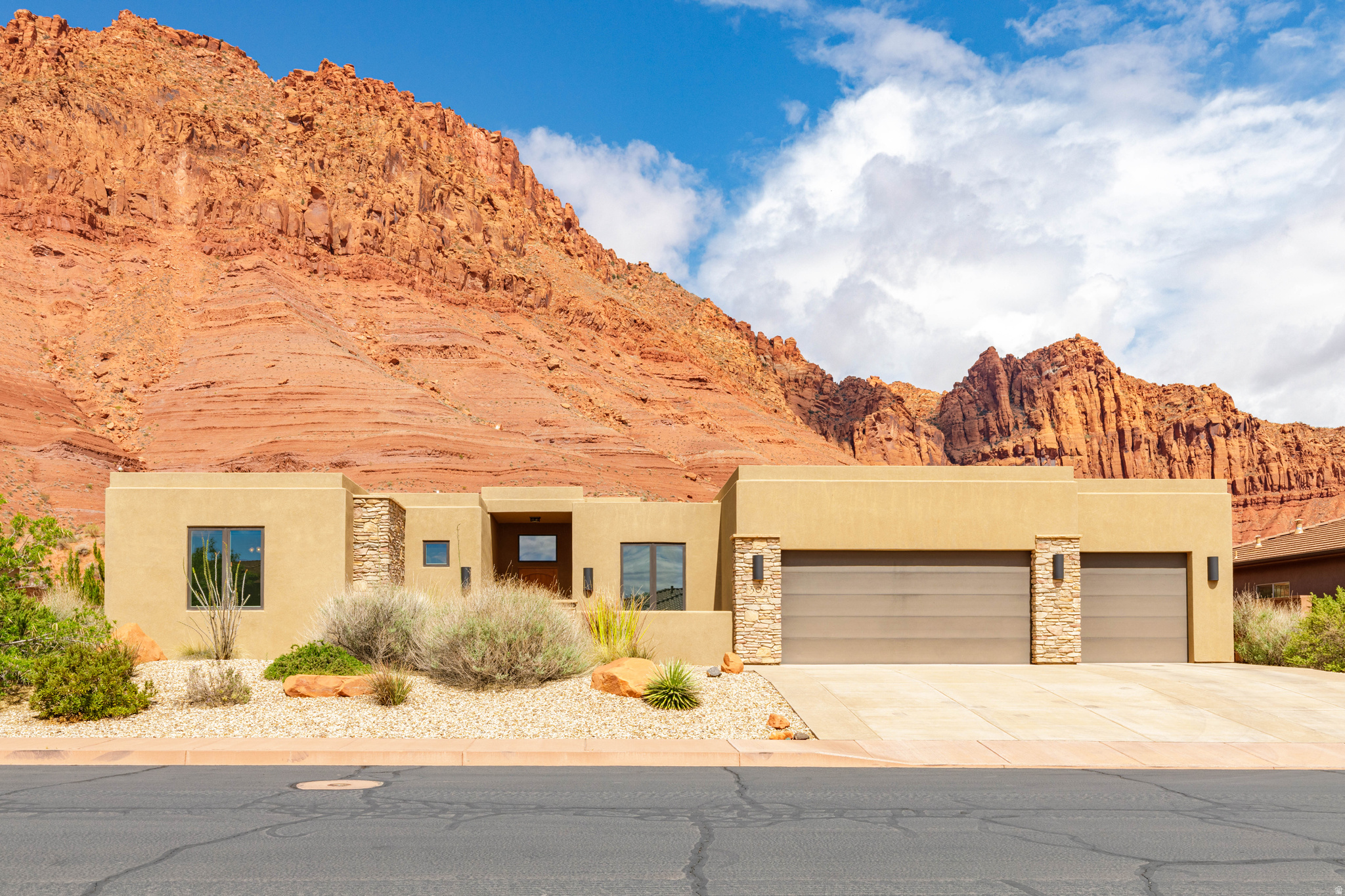 RED MOUNTAIN ESTATES - Residential