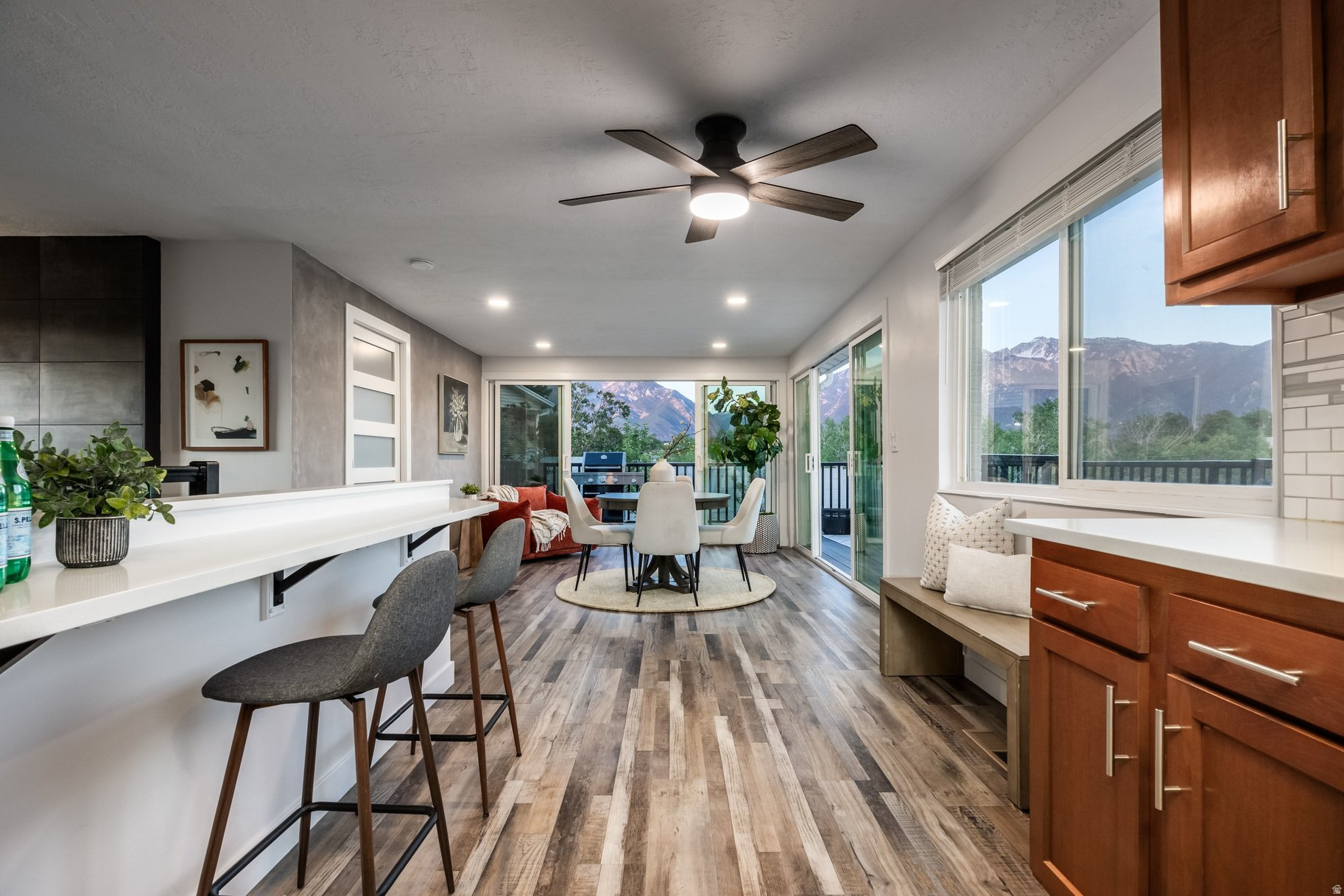 TORRY PINES - Residential