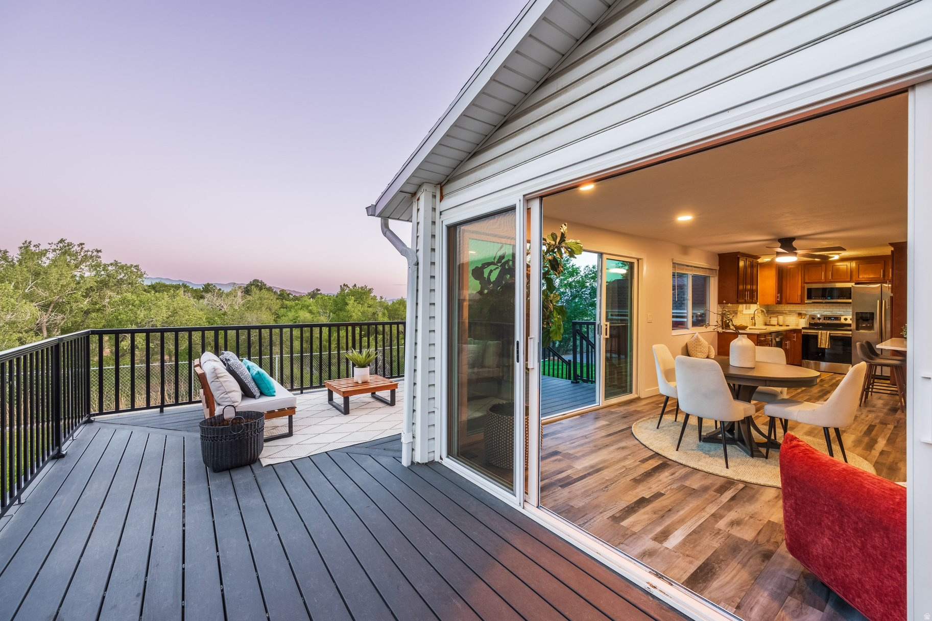 TORRY PINES - Residential