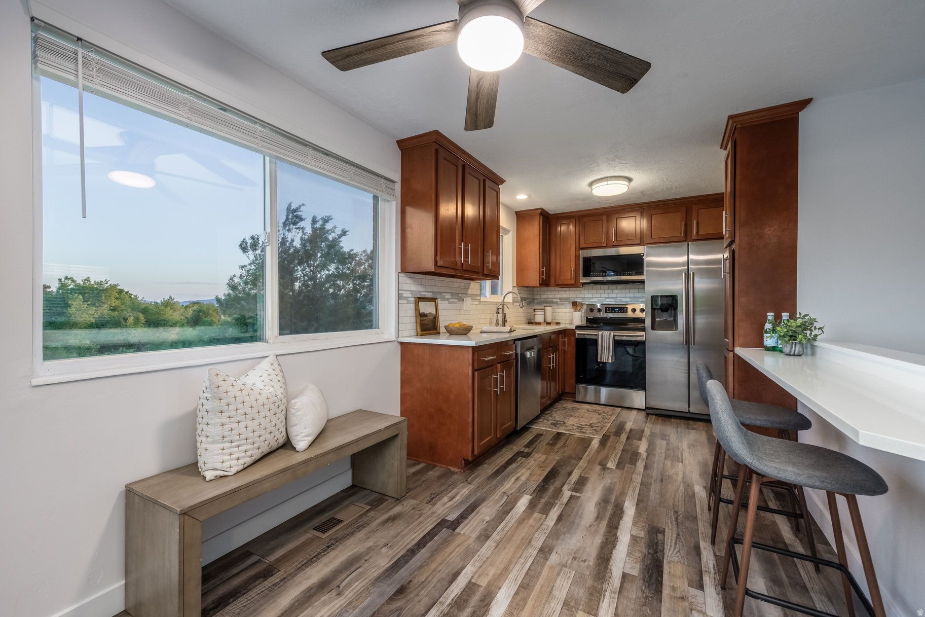 TORRY PINES - Residential