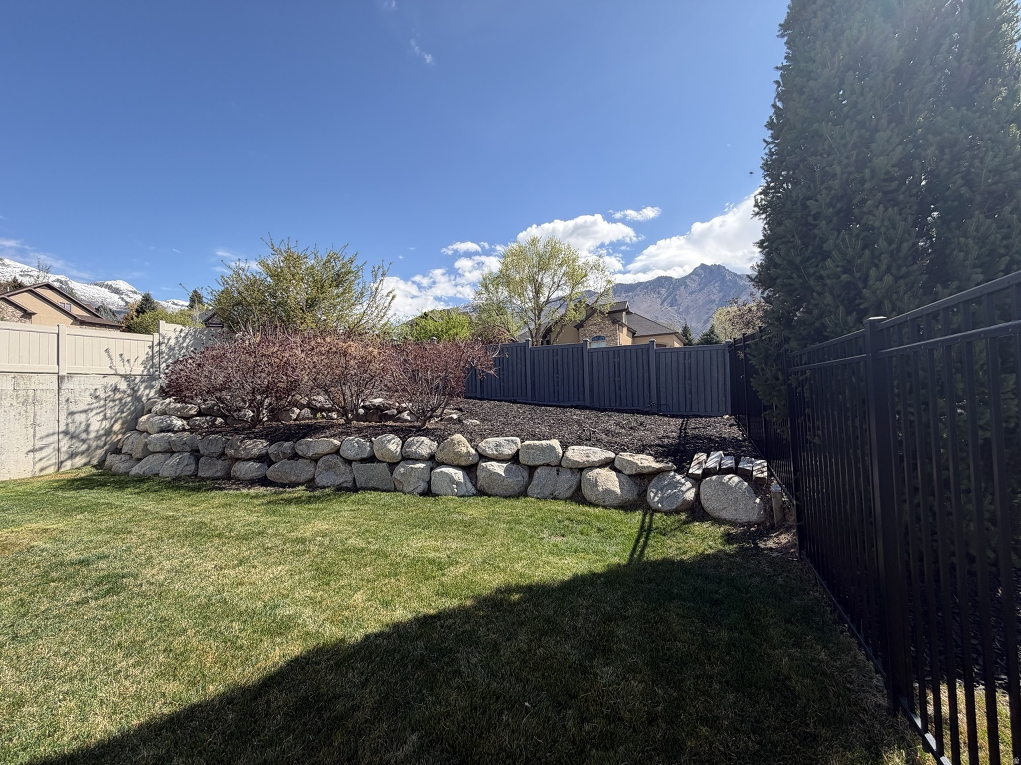 RIDGE - Residential